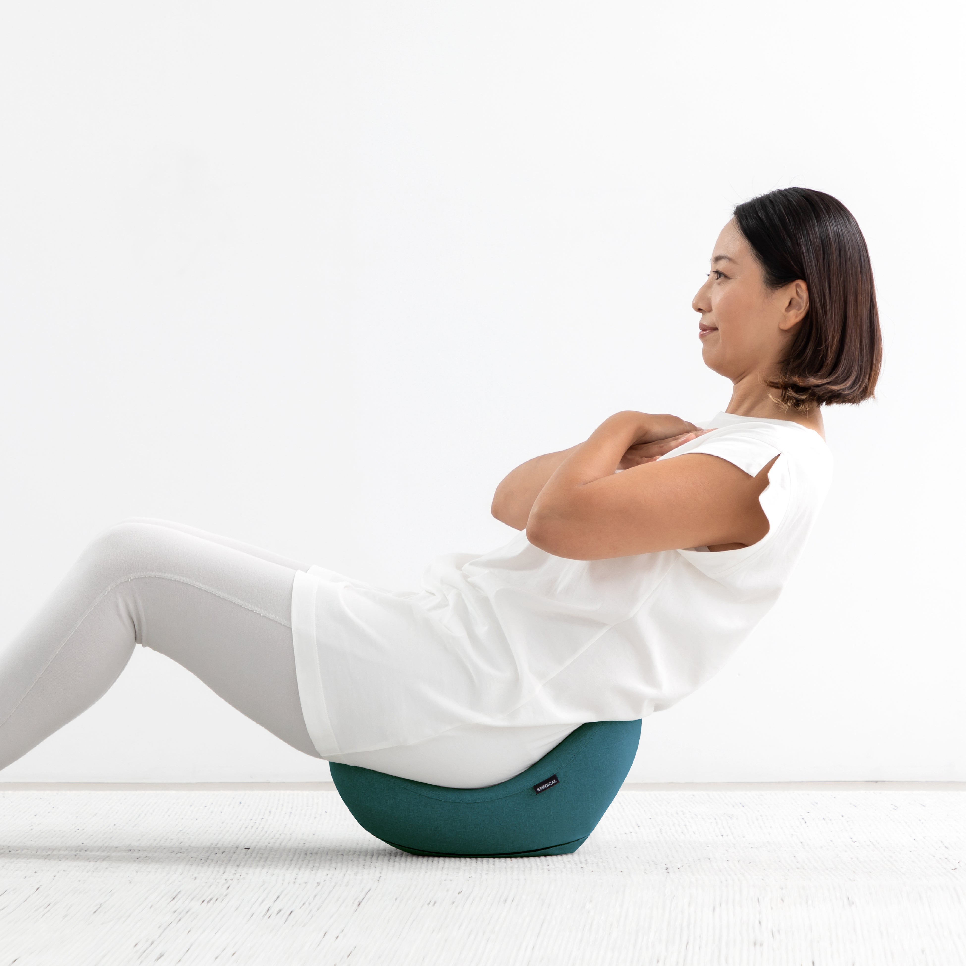 「おうちで健康」をテーマに身体も心もはずむ健やかなライフスタイルをサポートします。身体・運動機能に精通する専門家たちのメソッド・知見を活かしたアイテムをお届けし、皆様の身体のお悩み改善や健康維持にアプローチいたします。