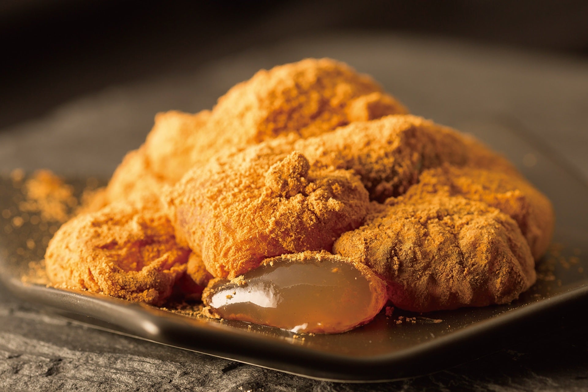 「香川／松風庵かねすえ」特製名菓わらび餅(450g) 税込1,200円