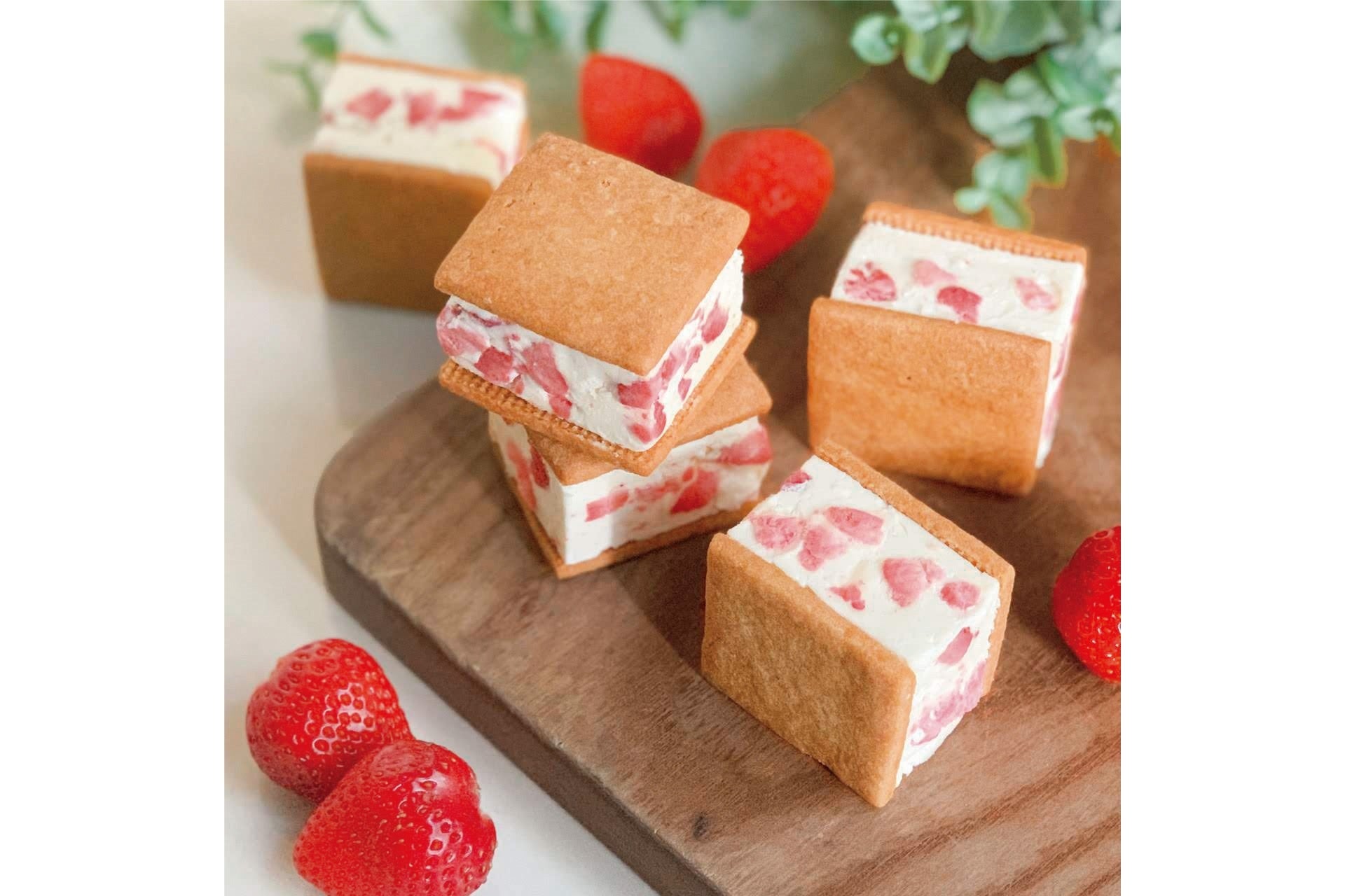 「TABLES」堀江バターサンド イチゴミルク