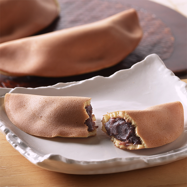 〈五勝手屋本舗〉中花饅頭&nbsp; （大）税込1,080円、（中）税込540円、（小）税込216円