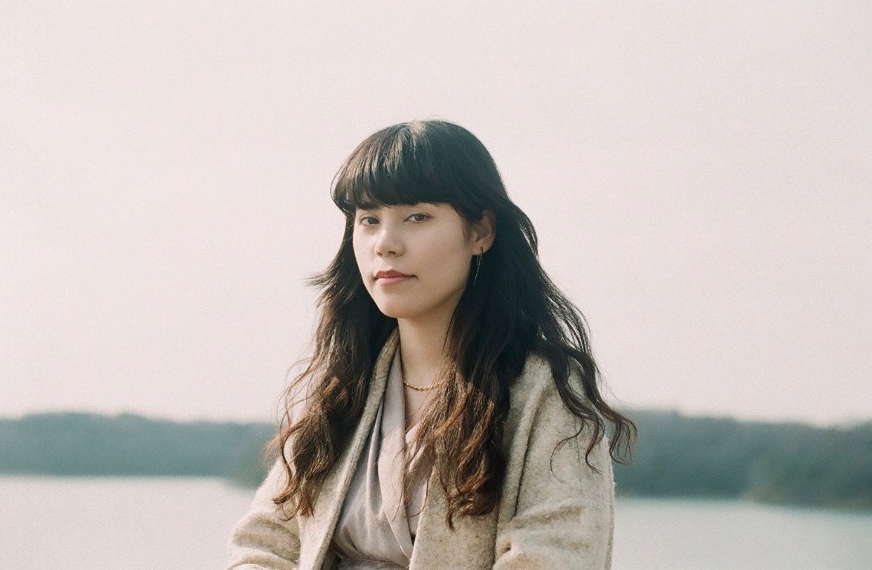 Scripcariu-Ochiai Ana photo by Nakazato Kotetsu