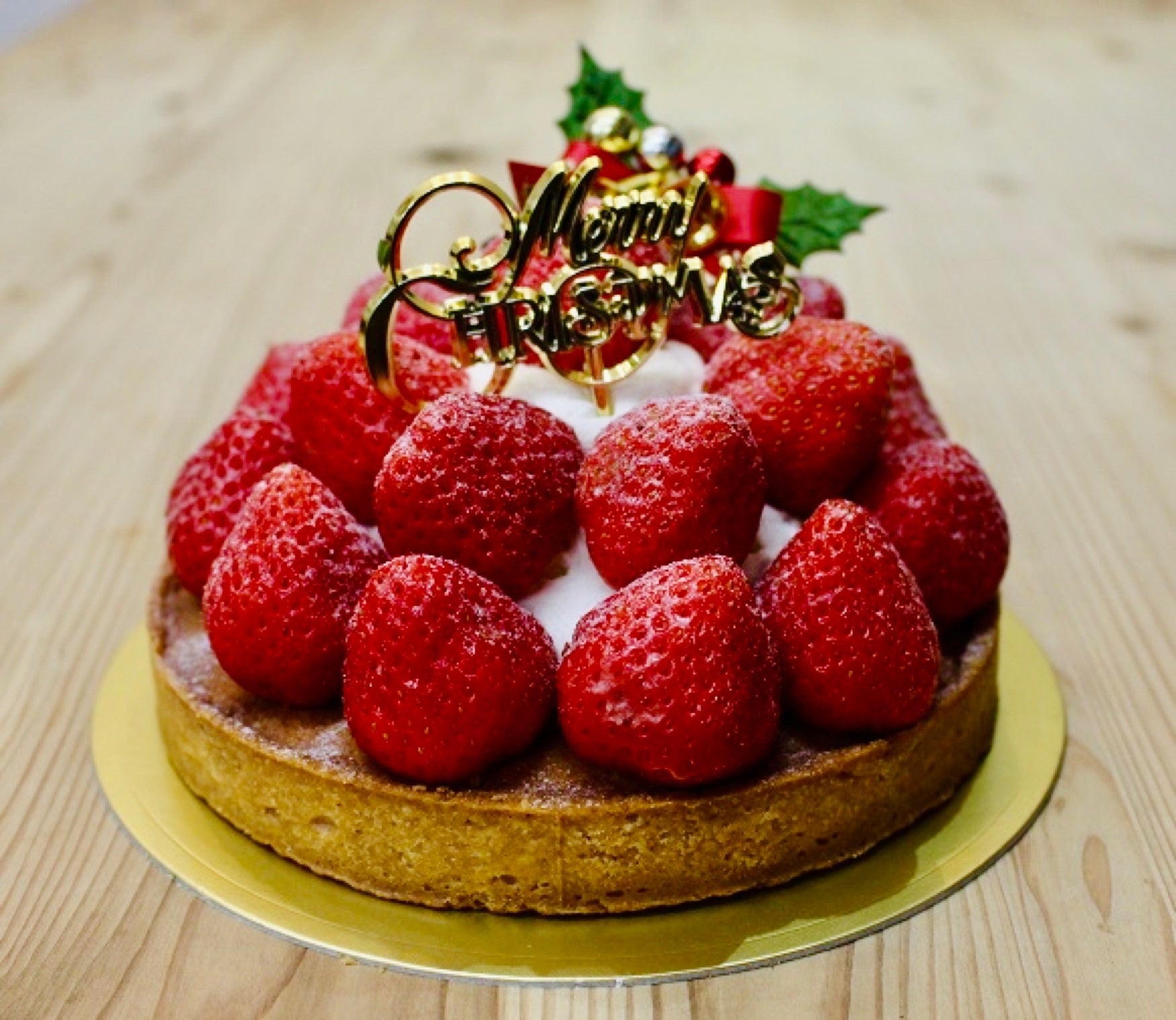 集まる、出かける、訪ねる、贈る、今年らしいホリデイを 「大丸心斎橋