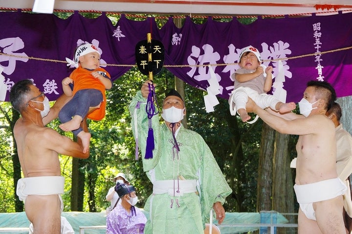 【松坂屋名古屋店】赤ちゃん泣き相撲!4年ぶりの開催! 【松坂屋名古屋店】赤ちゃん泣き相撲!4年ぶりの開催!