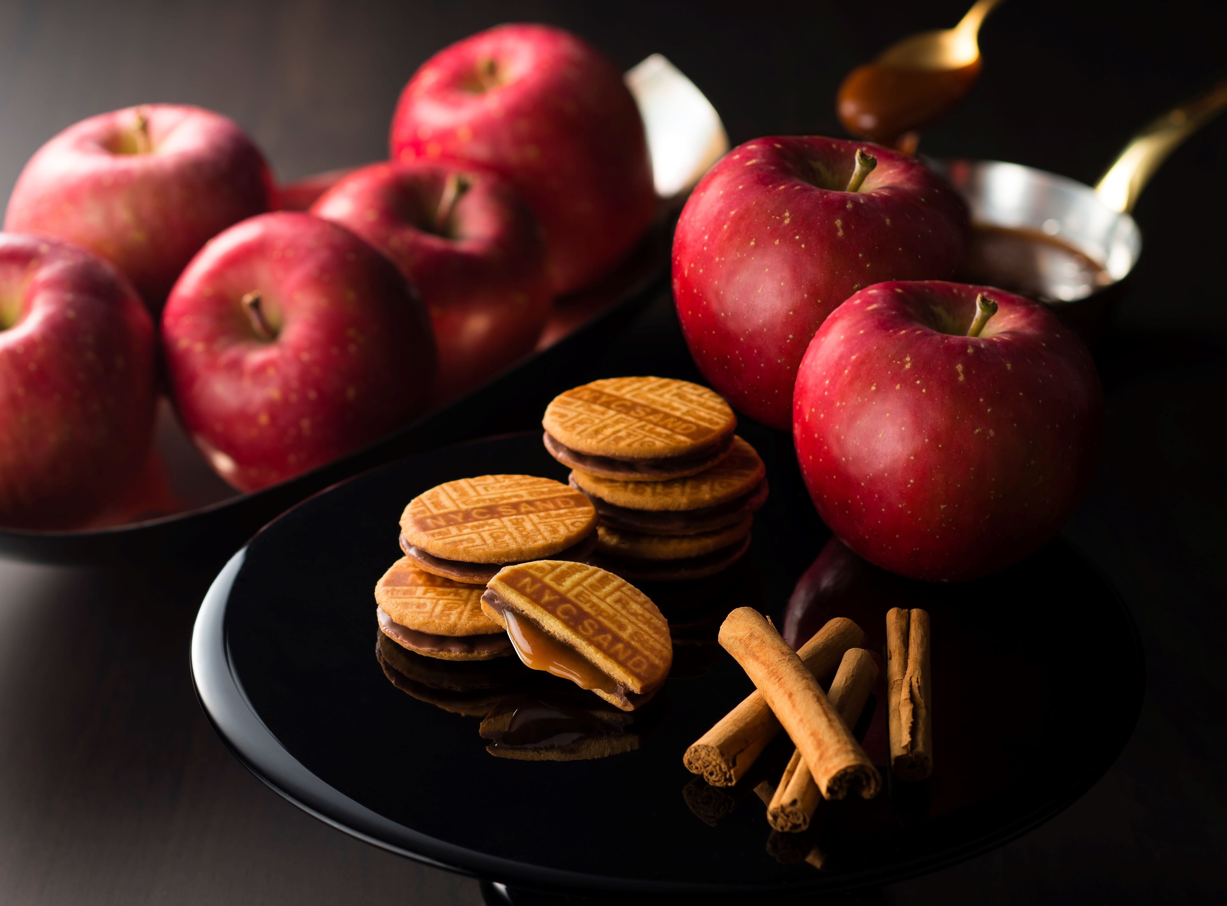 N.Y.アップルパイキャラメルサンド