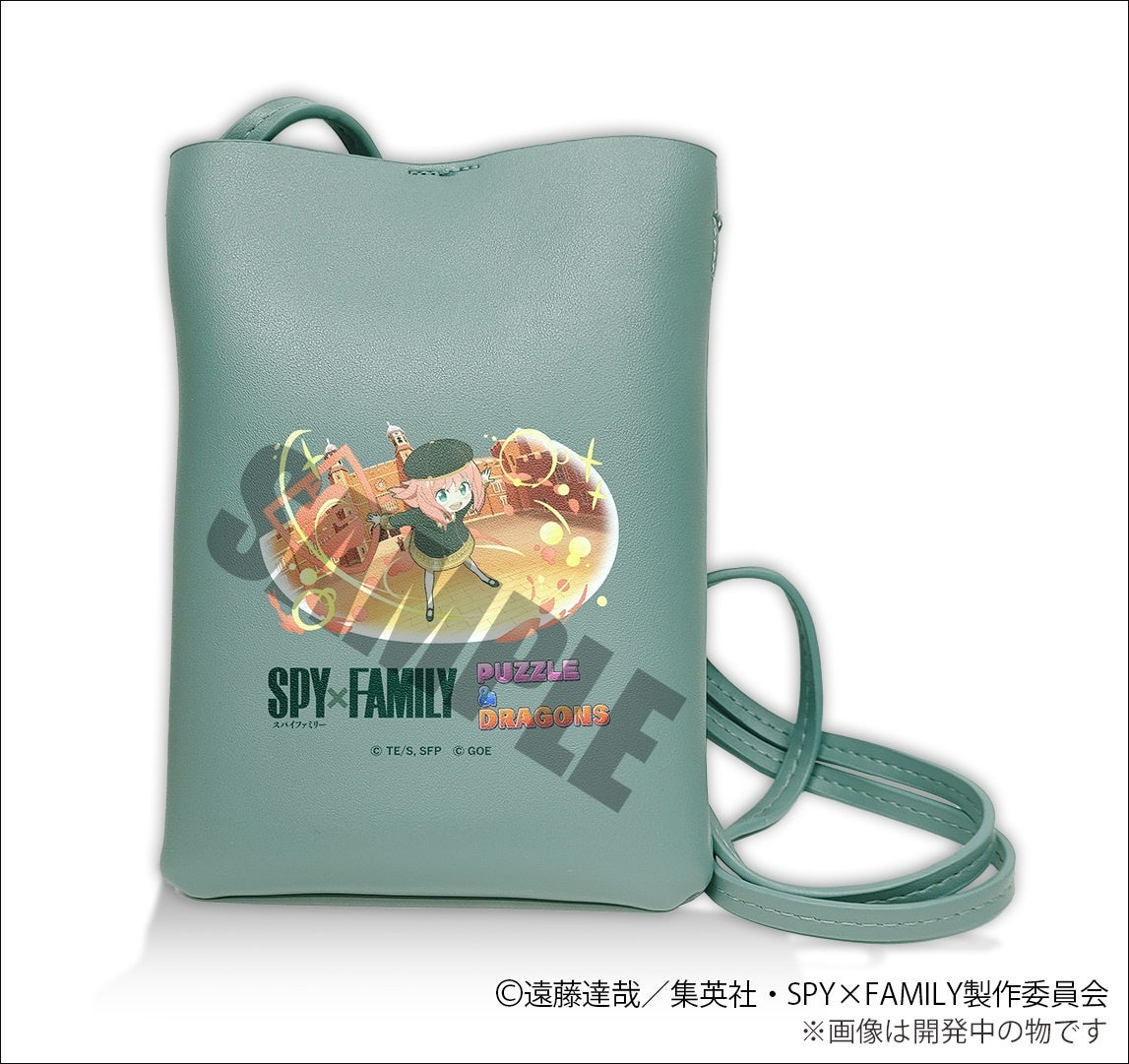 スマホポーチ＜アーニャ・フォージャー(制服)＞