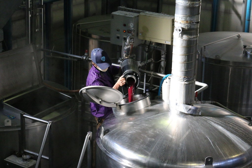 液体にして麦汁に合わせて発酵させています