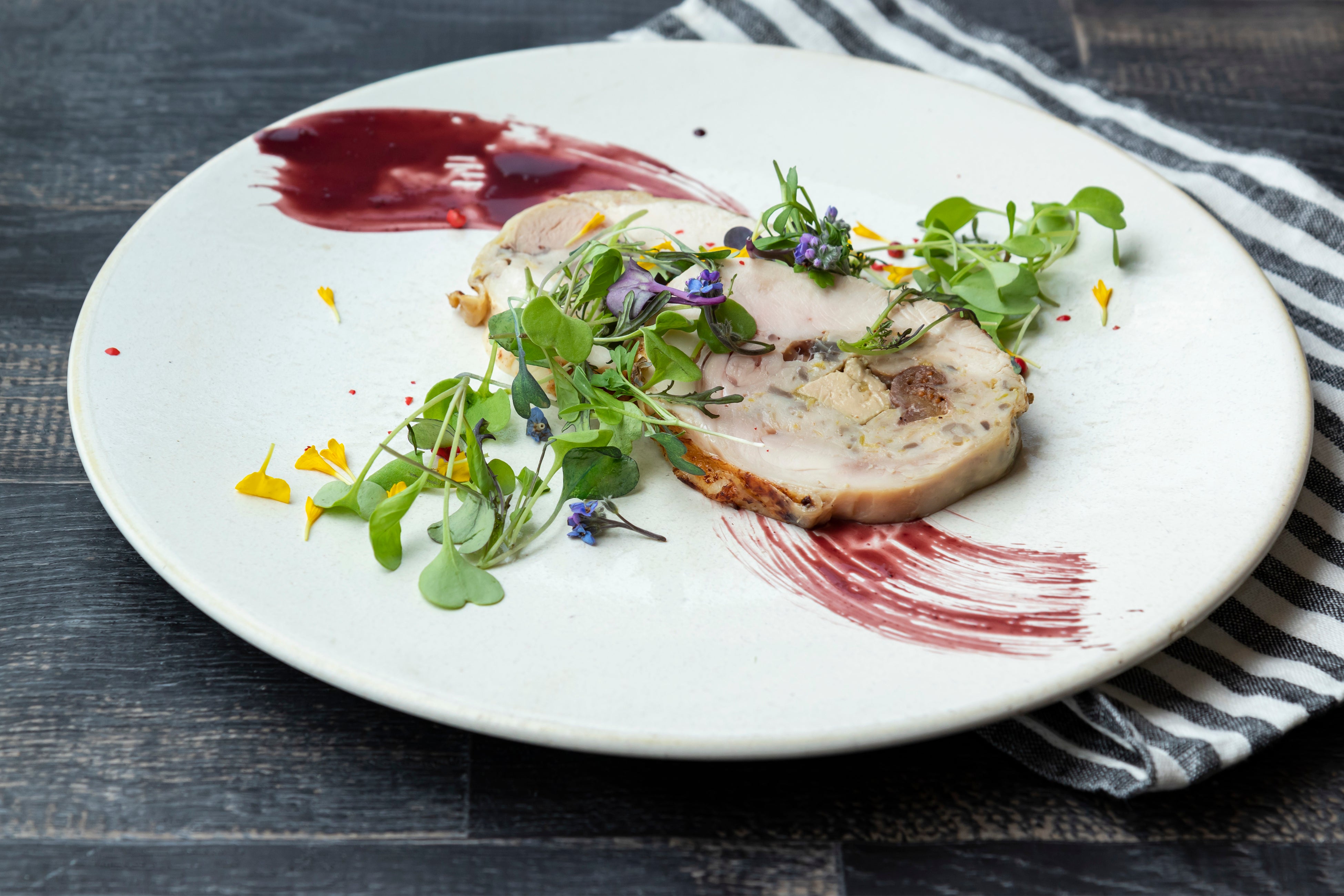 トリュフとフォアグラ 2種のガランティーヌ 1,200円