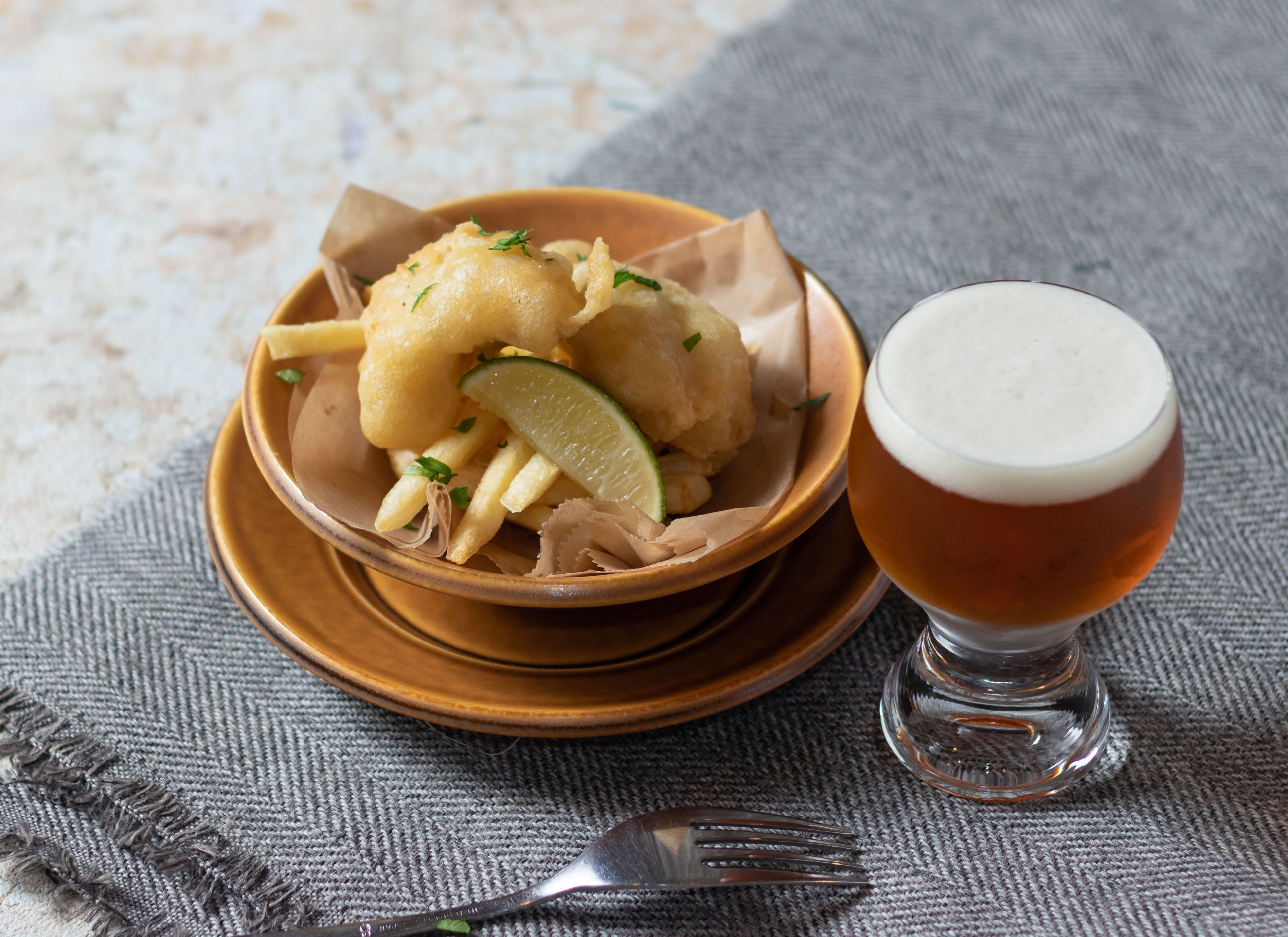 淡路島産鱧のフィッシュ＆チップス 980円