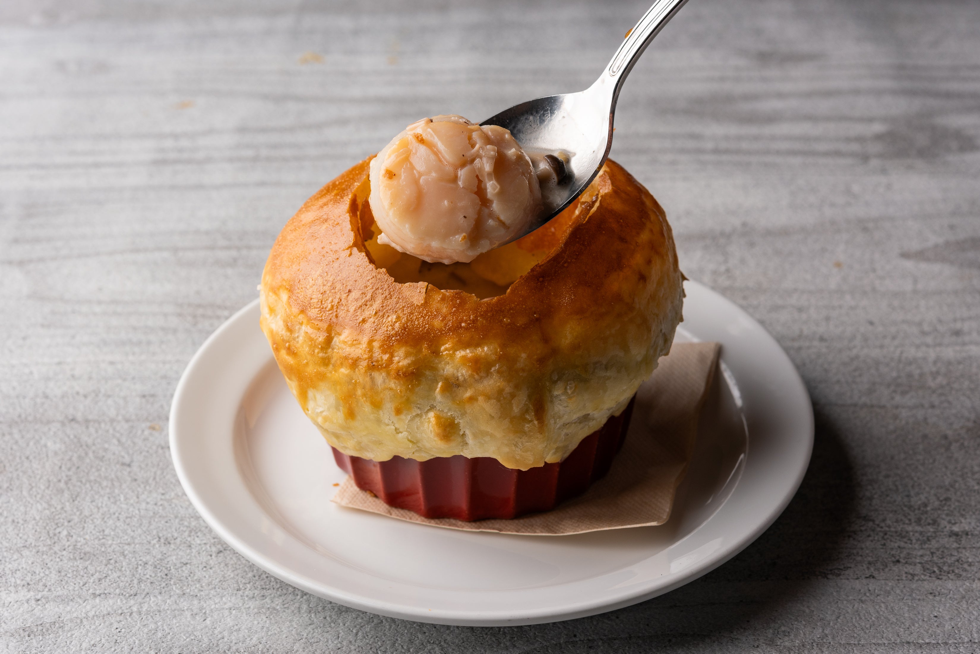 貝柱とキノコのパイ包み焼き   ¥1,300