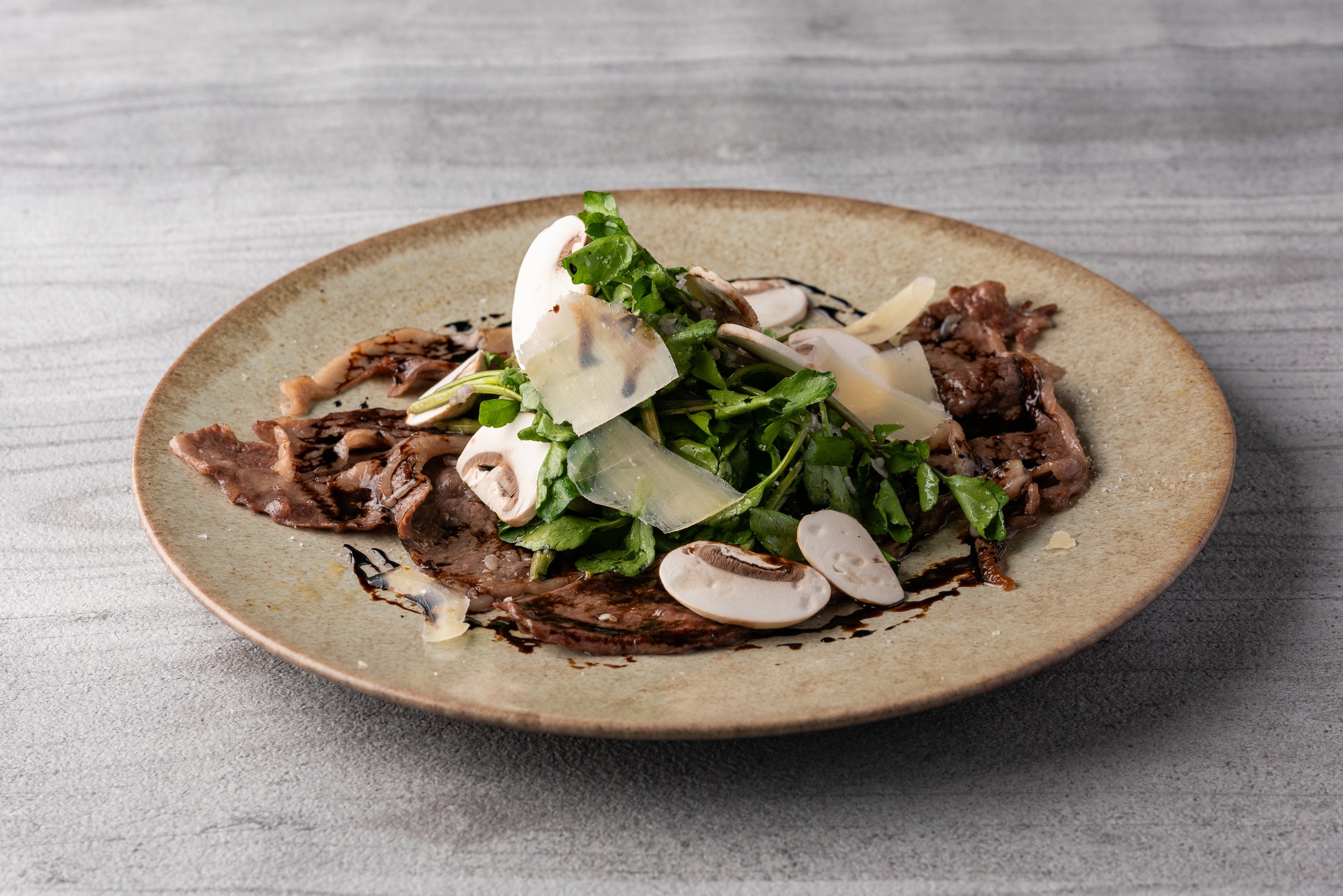 淡路牛の焼きしゃぶ パルミジャーノとクレソン  ¥2,200