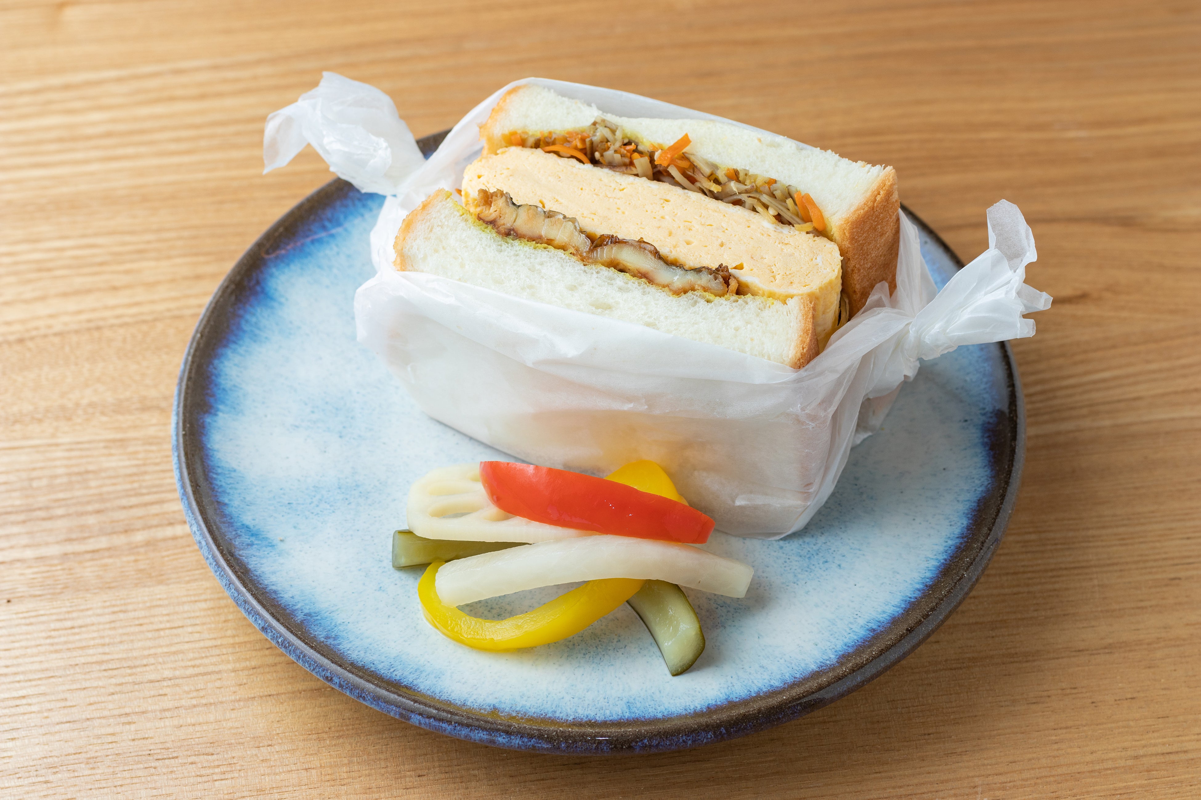 薪焼穴子とだし巻きたまごサンド