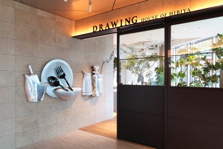 東京ミッドタウン日比谷で冬スイーツが登場!ストロベリーチーズケーキとモンブランのパフェを楽しもう 東京ミッドタウン日比谷で冬スイーツが登場!ストロベリーチーズケーキとモンブランのパフェを楽しもう