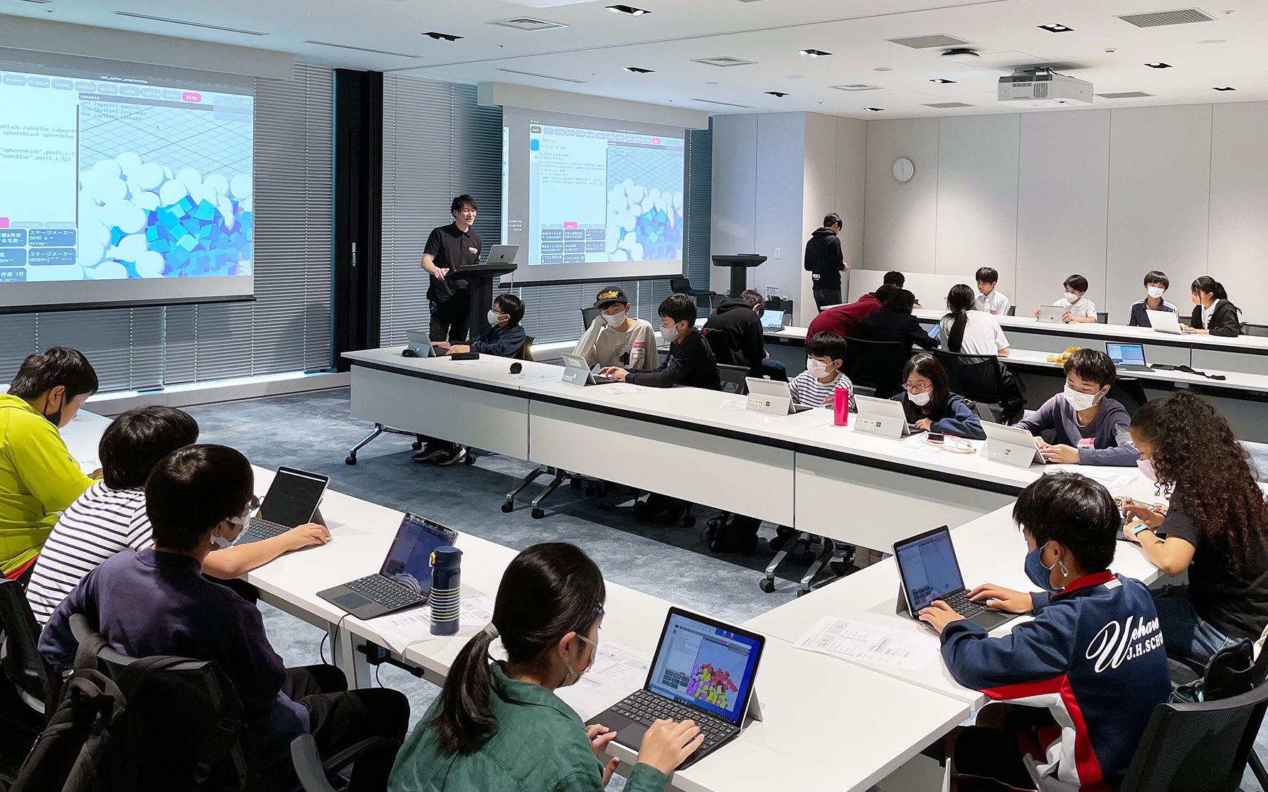 昨年度、当社が実施した部活動の様子