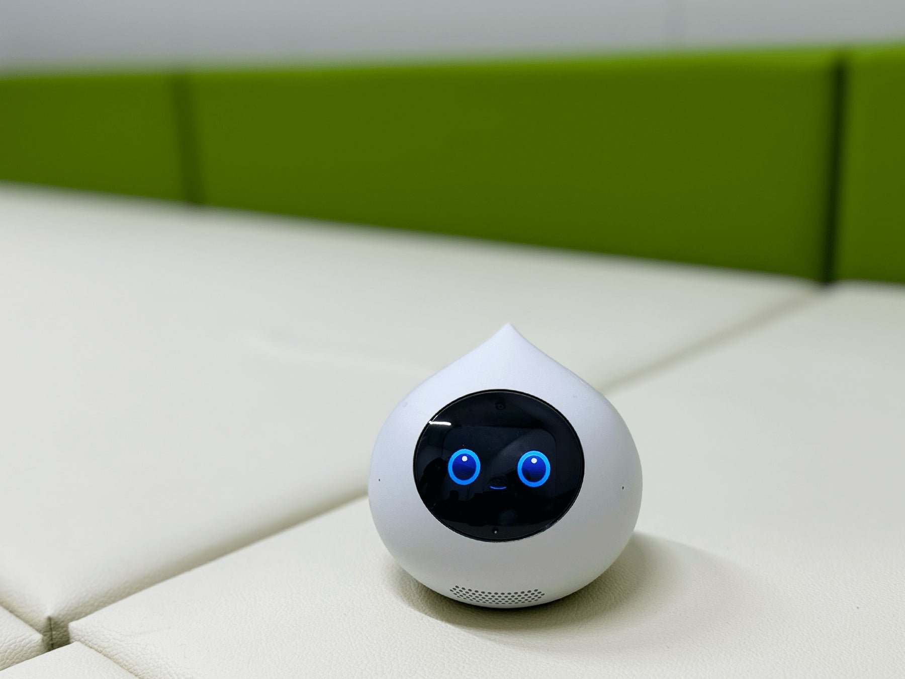 ロミィ AIロボット 白色 会話AIロボット「Romi(ロミィ)」× 大阪・関西万博】2025年日本
