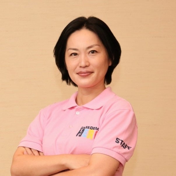 NPO法人　DAREDEMO HERO 　代表　内山順子