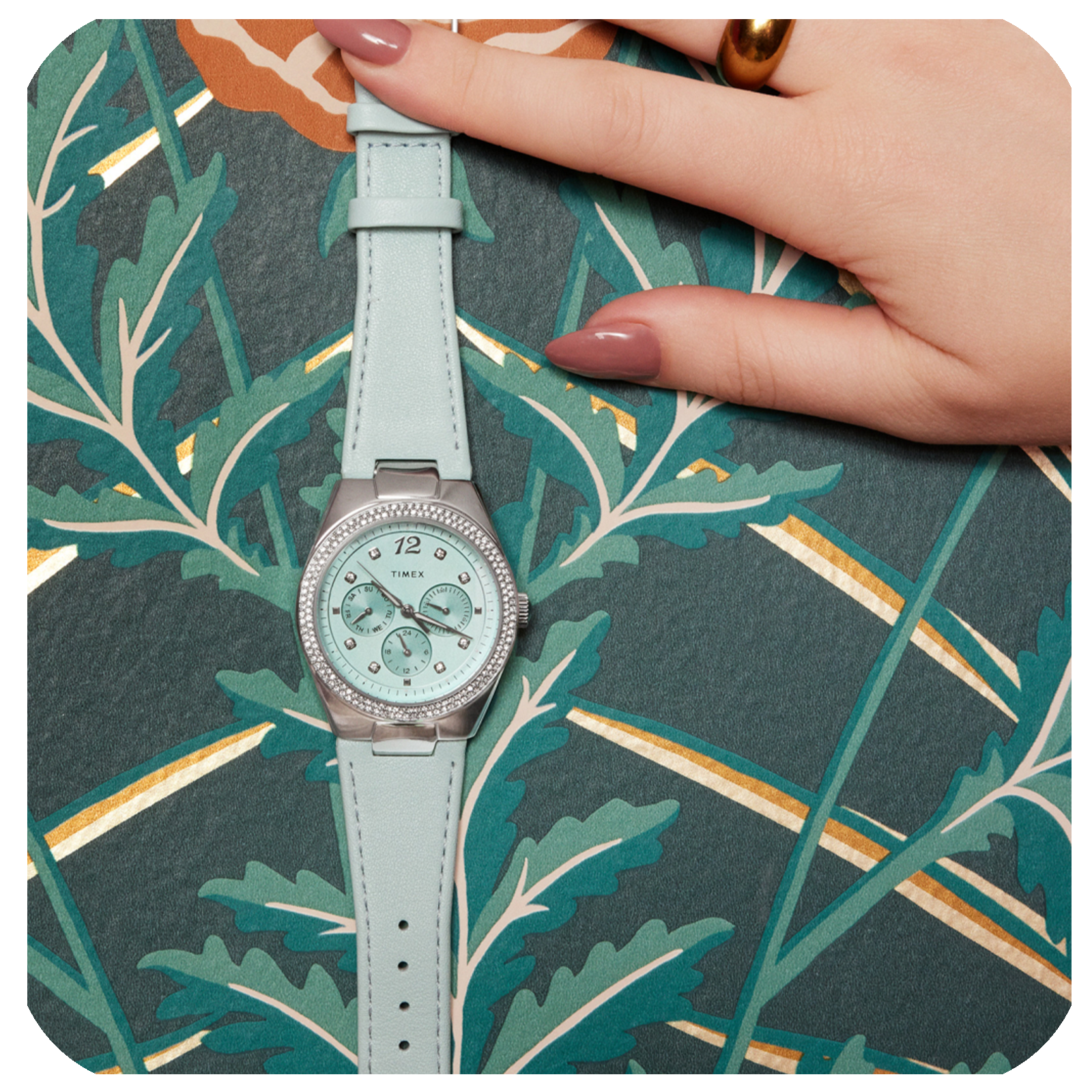 TIMEXタイメックスtw2v68400vkターコイズブルー タイメックスの人気モデル「ウォーターベリー レガシー」にサクラと