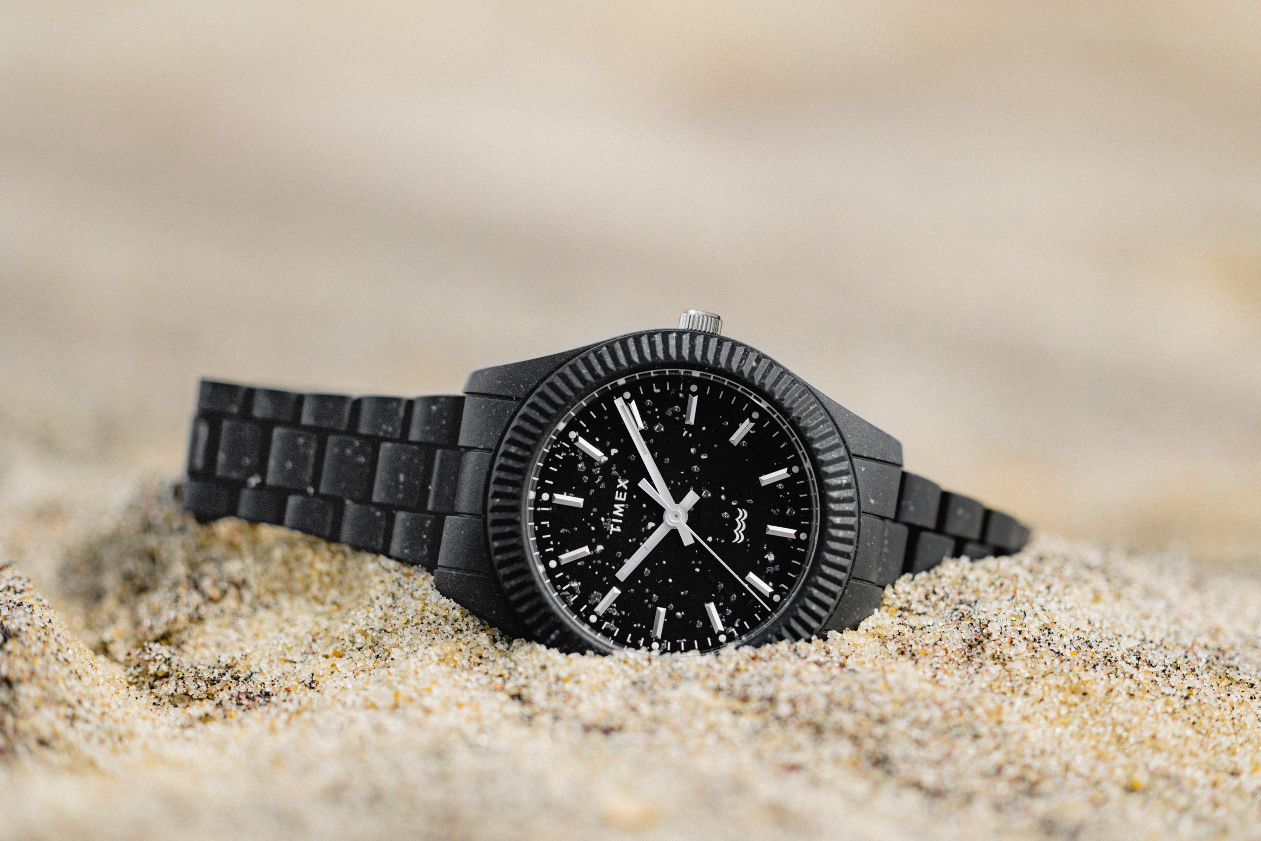 人気モデルに新カラーが登場！海洋プラスチックを使用したサステナブル