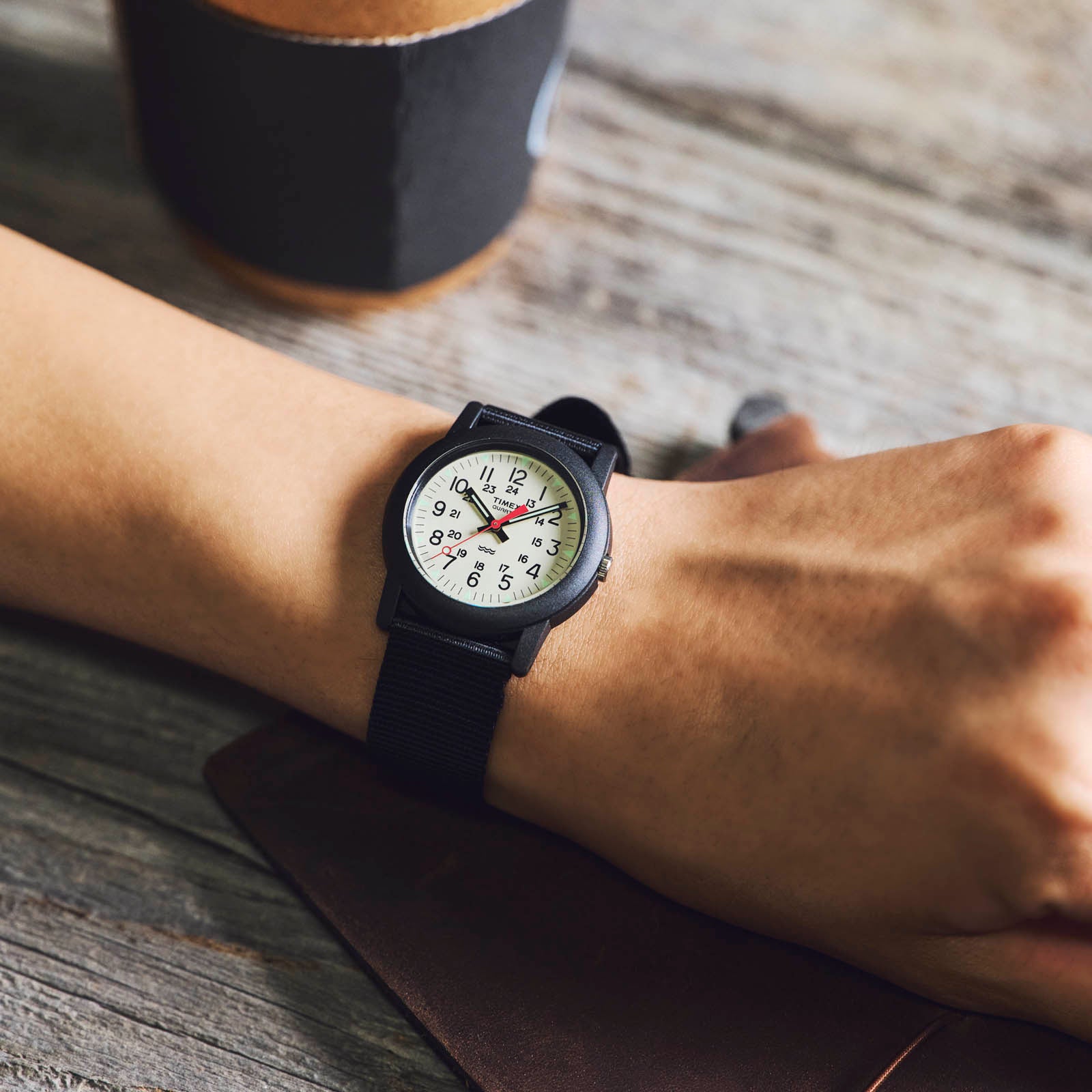 Black TW2P59700 ￥9,900 (税込)