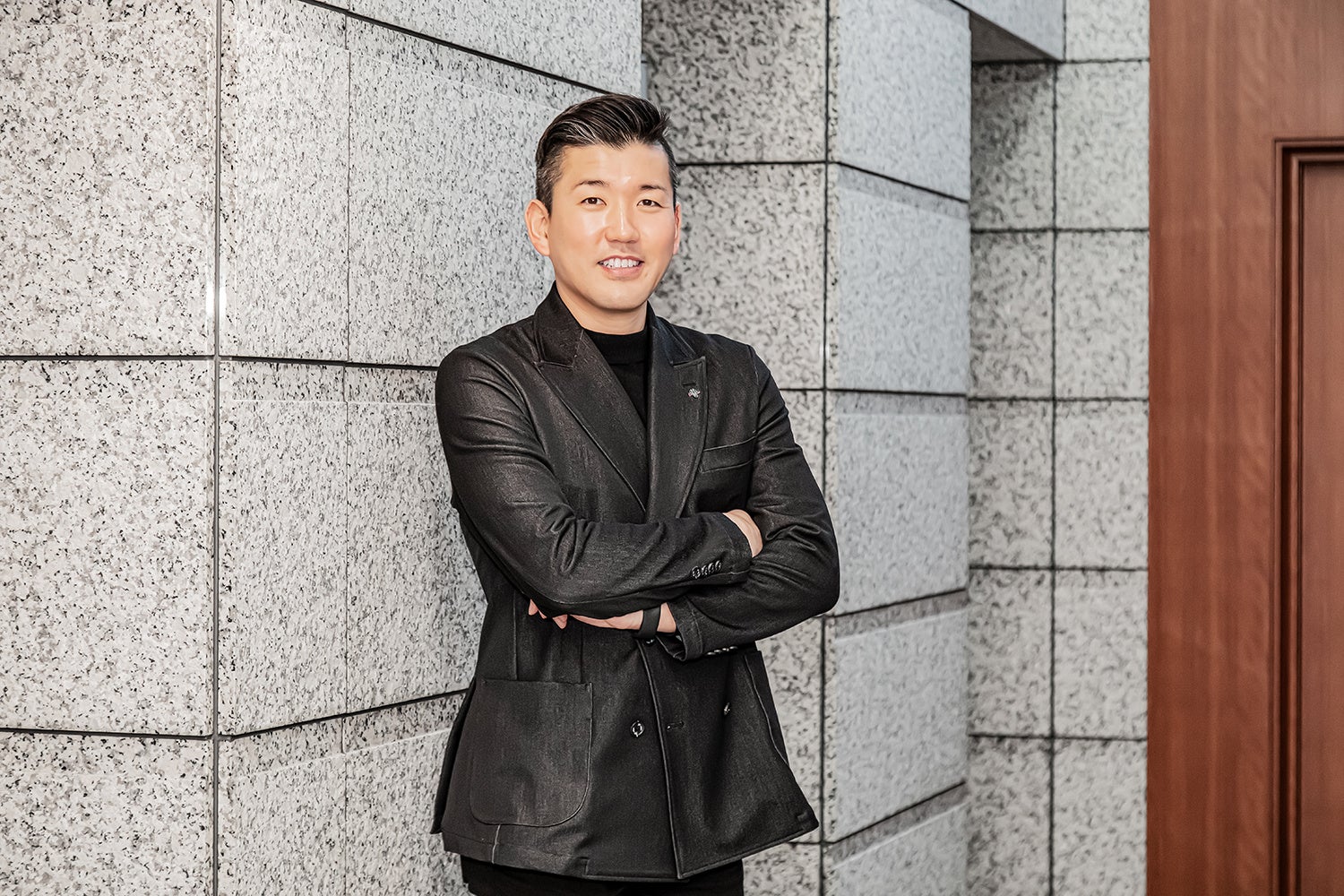 株式会社ゴールデンバロール 代表取締役　諸江 健太