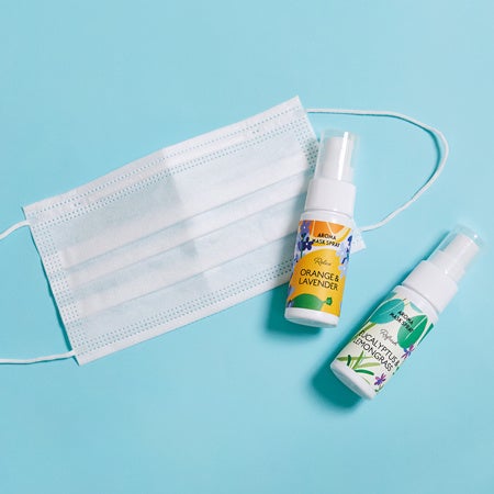 左 オレンジ＆ラベンダーの香り、右 ユーカリ＆レモングラスの香り