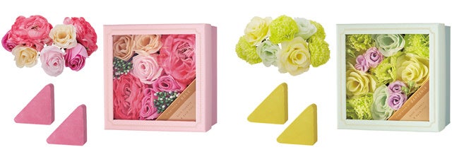 バスフラワーギフト　左 ローズ、右 ガーデニア