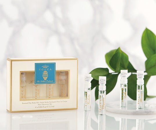 TOCCA Beauty】ひと吹きで艶肌に。華やかに香るドライボディーオイル新