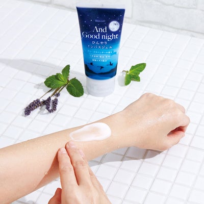 バスルームを出る直前の濡れた肌に塗布