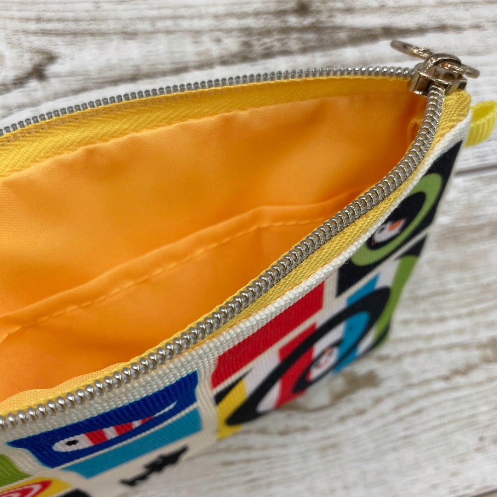 ティッシュポーチ内側