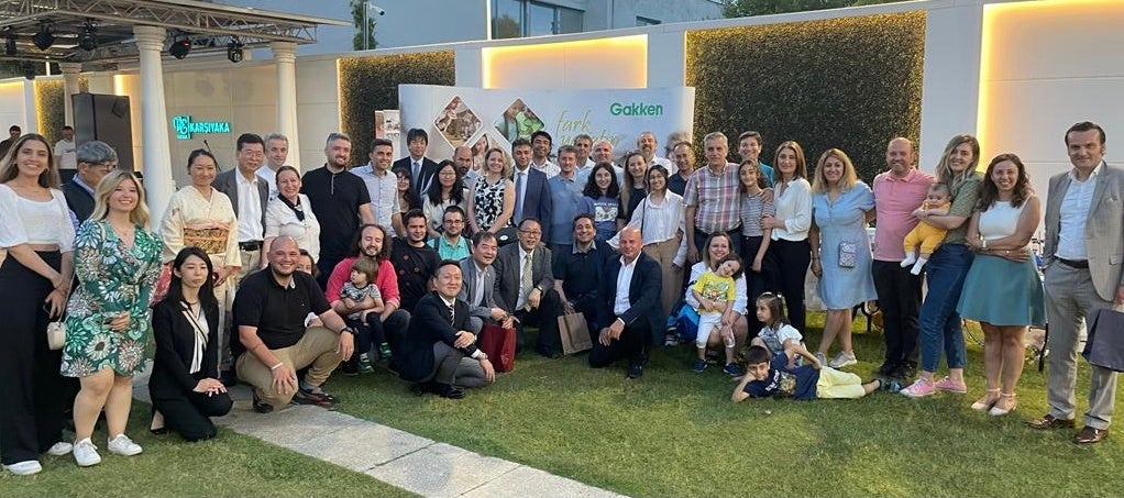 ▲2022年5月23日（月）に現地にて開所式を執り行い、パートナー企業・現地学校関係者、約50名にご出席頂きました。同式では学研ホールディングス取締役・百田顕児より当グループにおける本事業の意義についてご説明差し上げました。