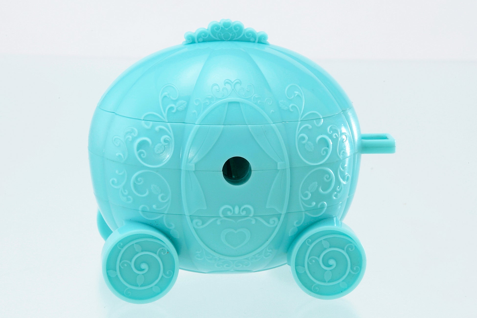 かぼちゃの馬車型えんぴつ削りの付録つき こくご さんすう せいかつのおけいこでディズニープリンセスたちと入学準備ができるスペシャルムック 株式会社 学研ホールディングスのプレスリリース かぼちゃの馬車型えんぴつ削りの付録つき こくご さんすう せいかつのおけいこでディズニープリンセスたちと入学準備ができるスペシャルムック 株式会社 学研ホールディングスのプレスリリース