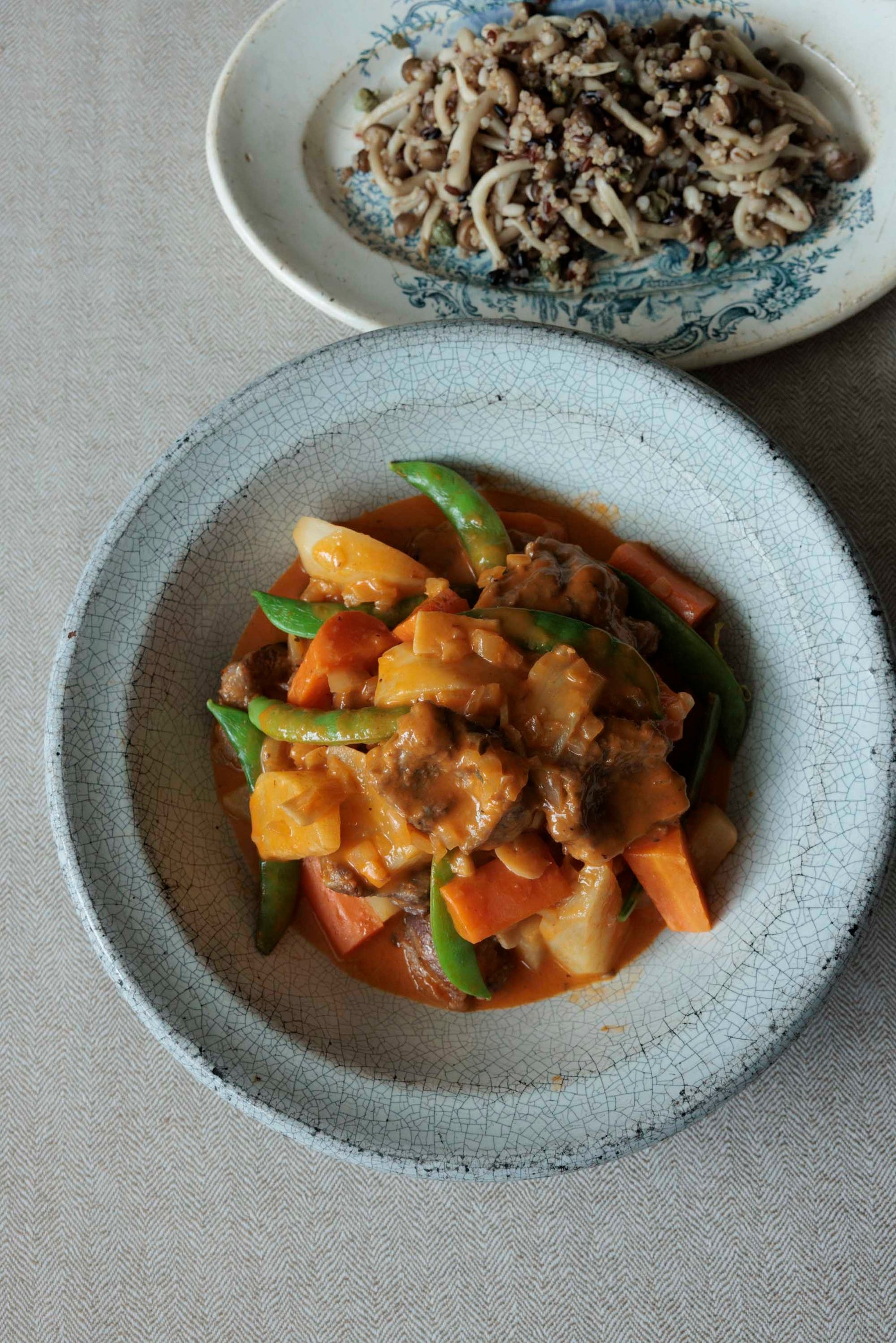 ナヴァラン・ダニョー（ラム肉とかぶのトマト煮）