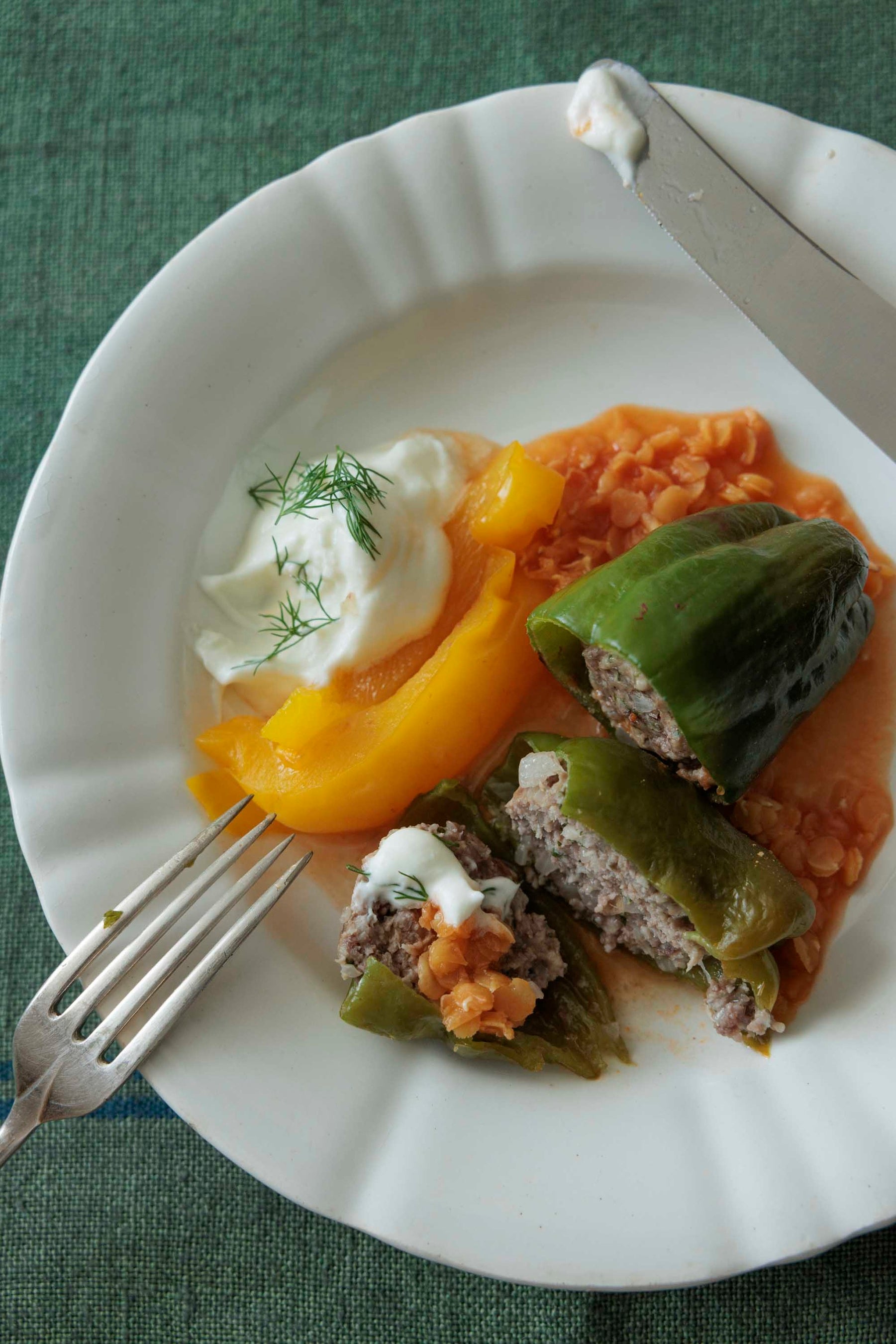 ドルマ（ピーマンのひき肉詰め煮）