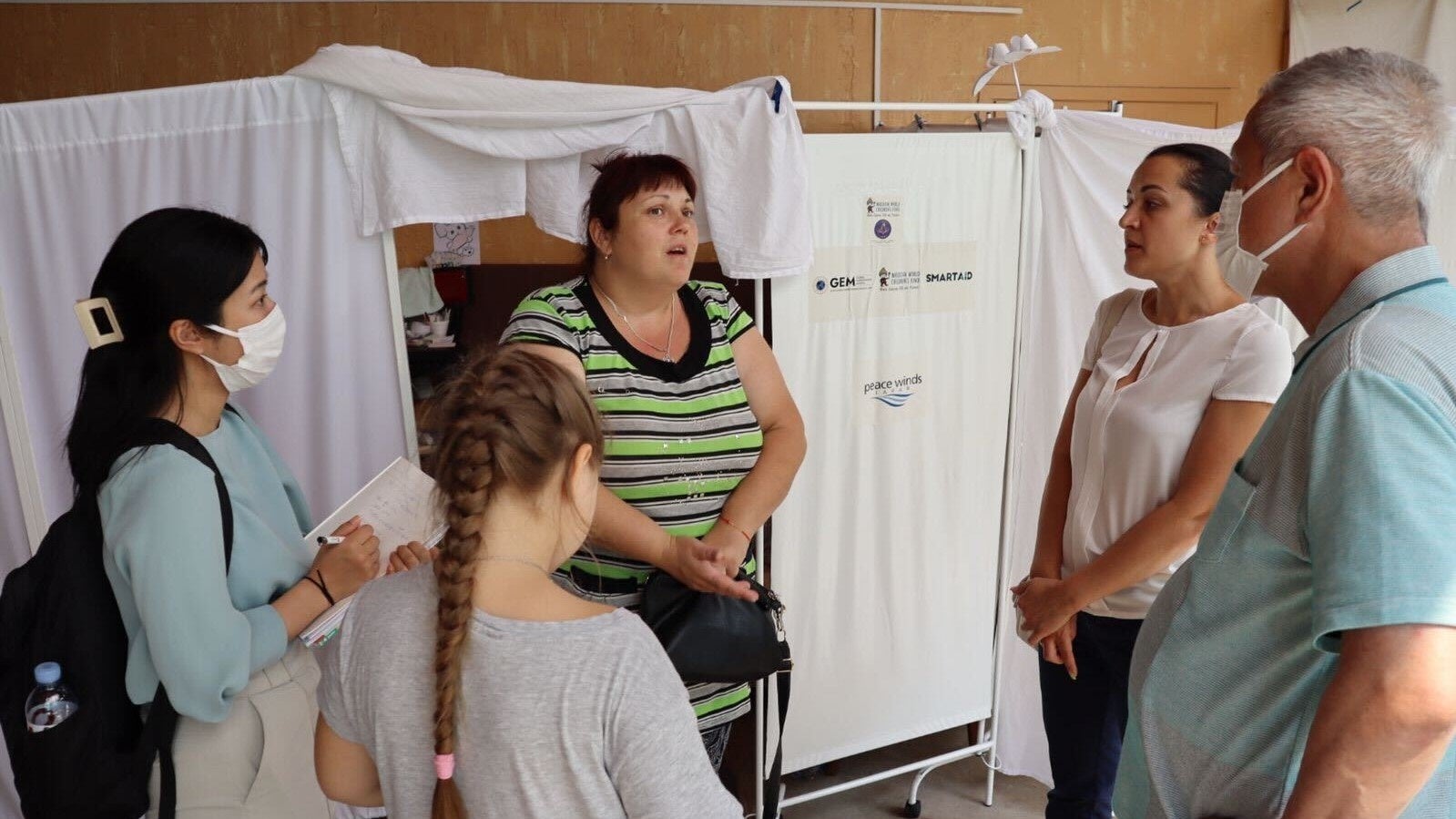 ▲　ルーマニアに避難している難民の調査と食料支援などを実施