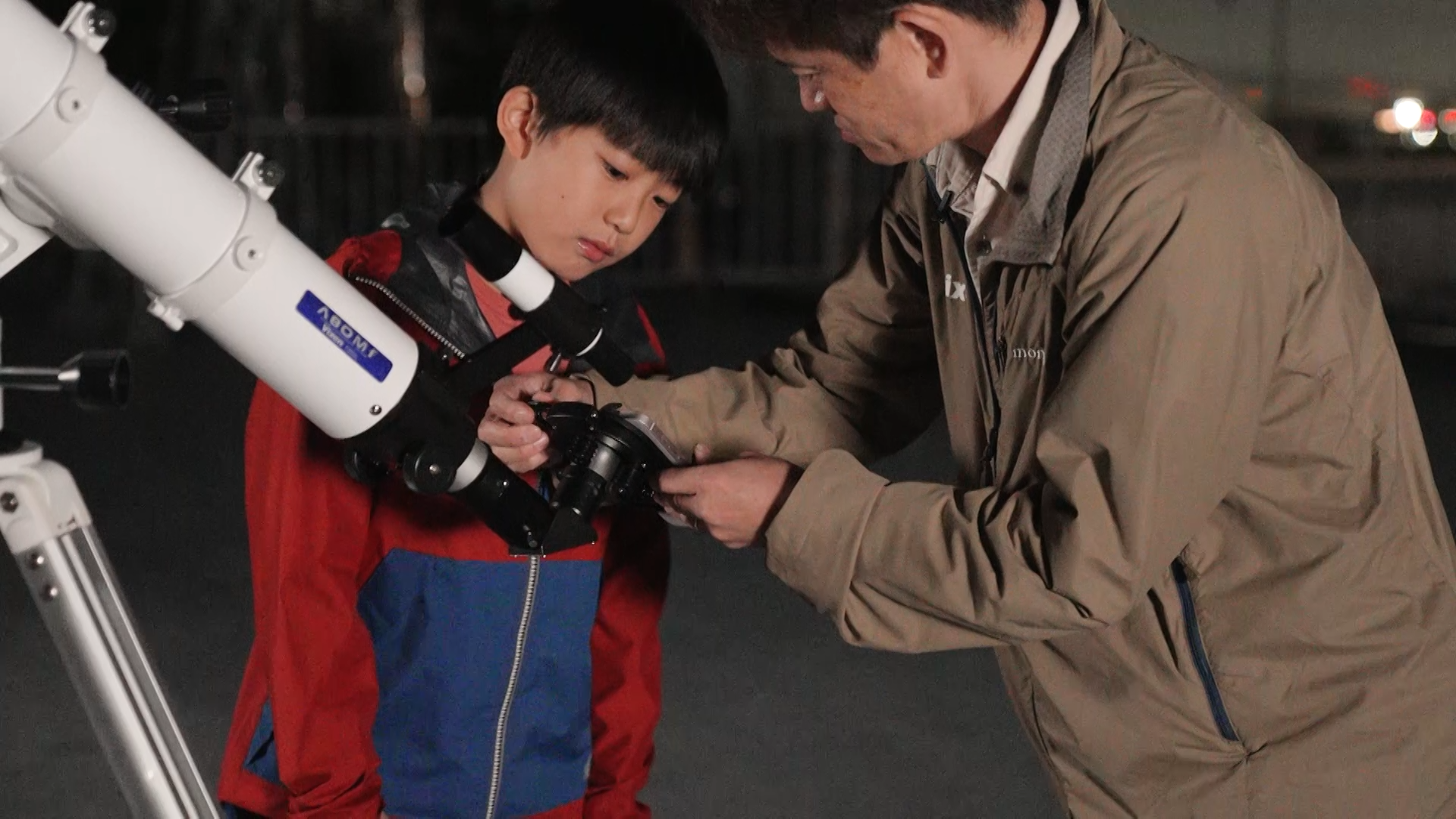 ▲動画は、国立天文台協力のオリジナル宇宙映像と解説、プラネタリウムの裏側、望遠鏡メーカーによる観察ガイドなど、多彩なコンテンツを収録。星と星座の世界をより深く楽しむことができます。