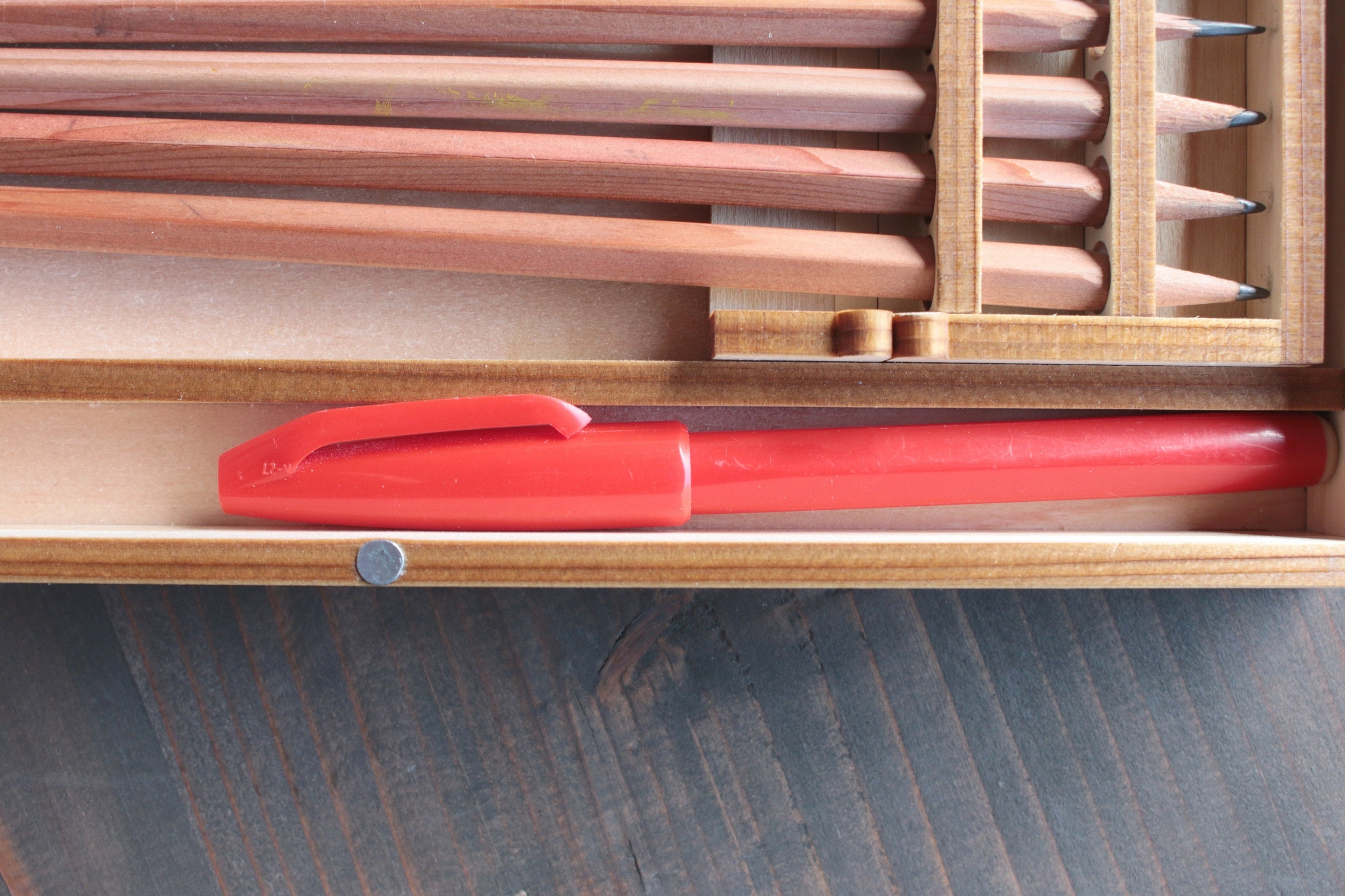 中学年の部　筆箱