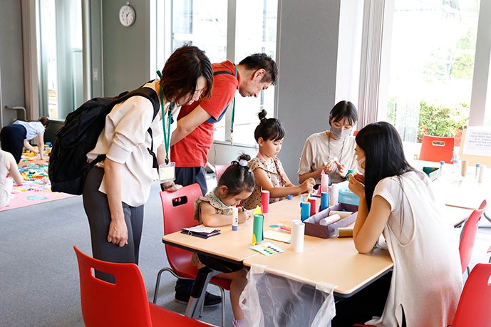 トイレットペーパーの芯を使ったロケット工作に挑戦