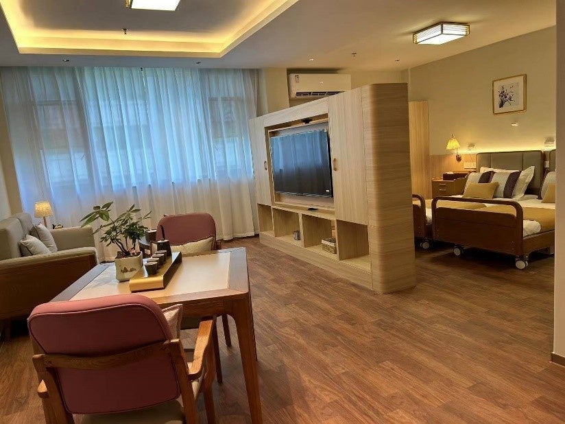 VIPルーム：ご夫婦での入居を想定した家具配置