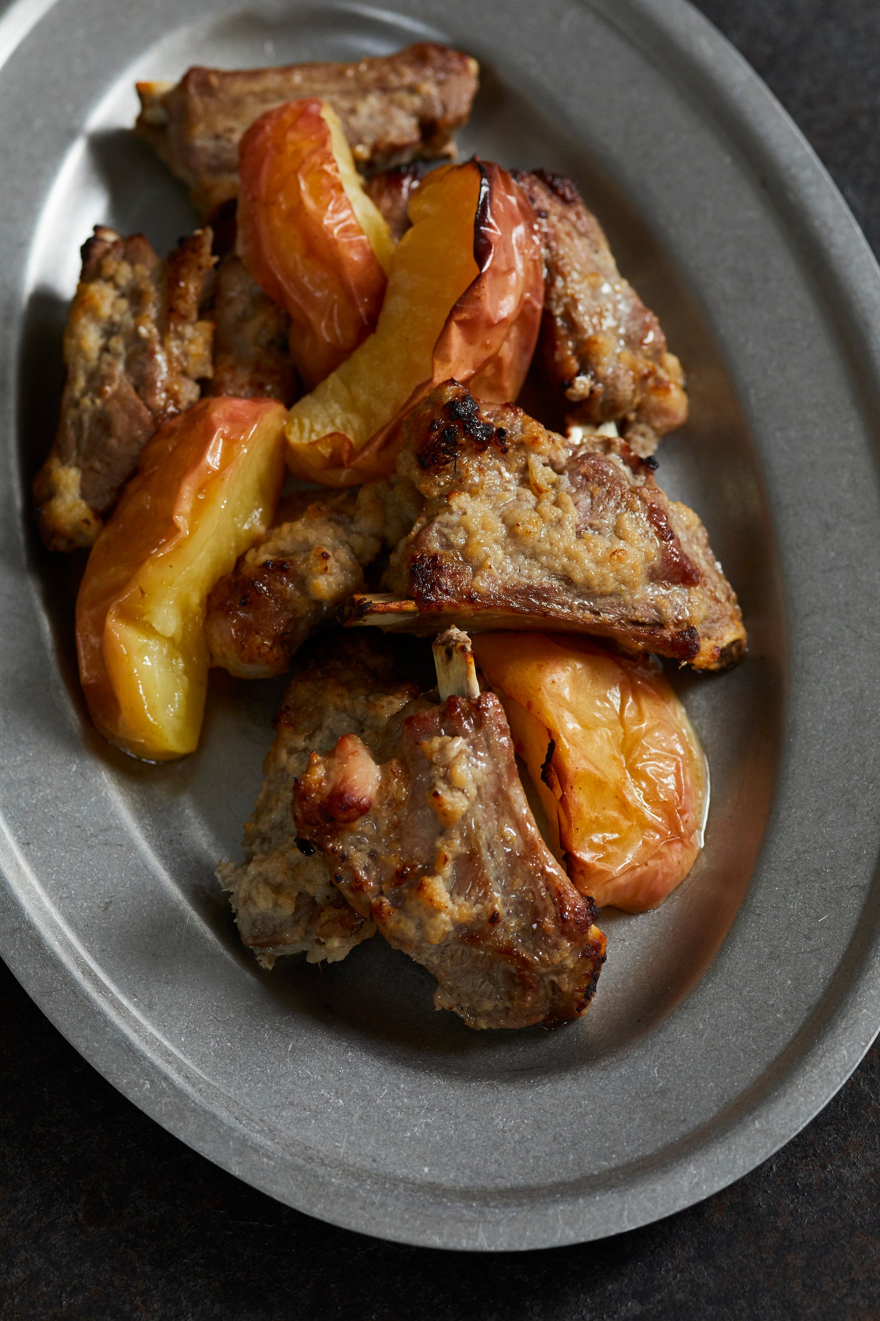 ▲スペアリブのアップルビネガー焼き