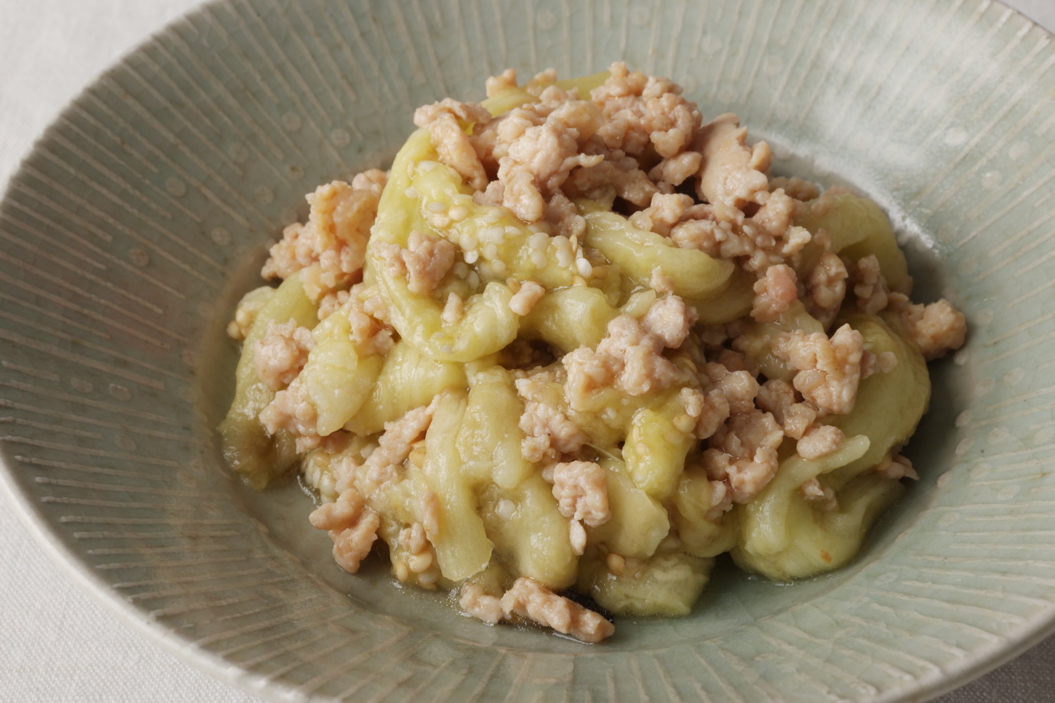 ▲鶏ひき肉となす　ナンプラーであえて