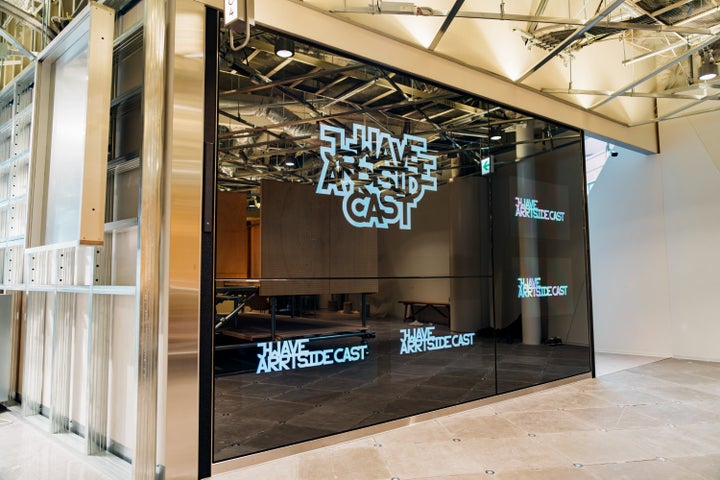 J-WAVEが原宿の新商業施設「ハラカド」にポッドキャストスタジオ兼アートギャラリーをオープン!多彩なプランで高品質な収録環境を提供 J-WAVEが原宿の新商業施設「ハラカド」にポッドキャストスタジオ兼アートギャラリーをオープン!多彩なプランで高品質な収録環境を提供