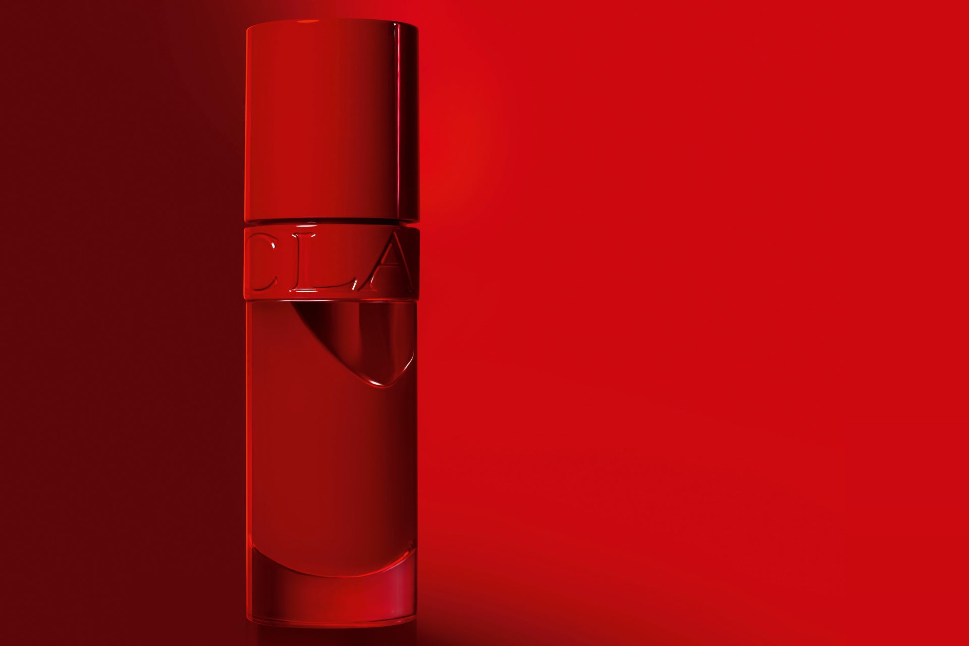 リップオイルブームの火付け役。誕生10周年を記念した限定カラーが登場