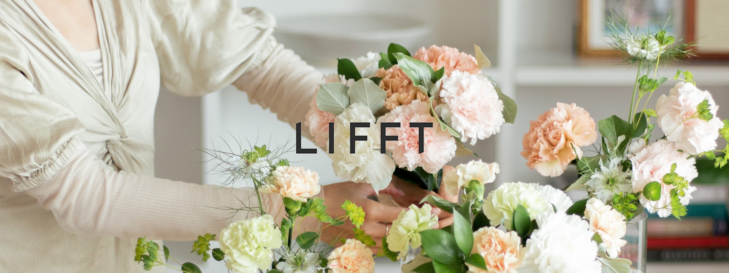 「LIFFT」が母の日限定商品を販売開始！個性豊かなカーネーションブーケやオリジナルショートムービー「Mother's day」も公開中。