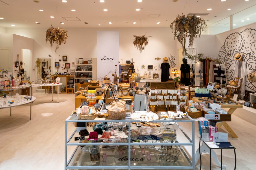 douce店内の様子