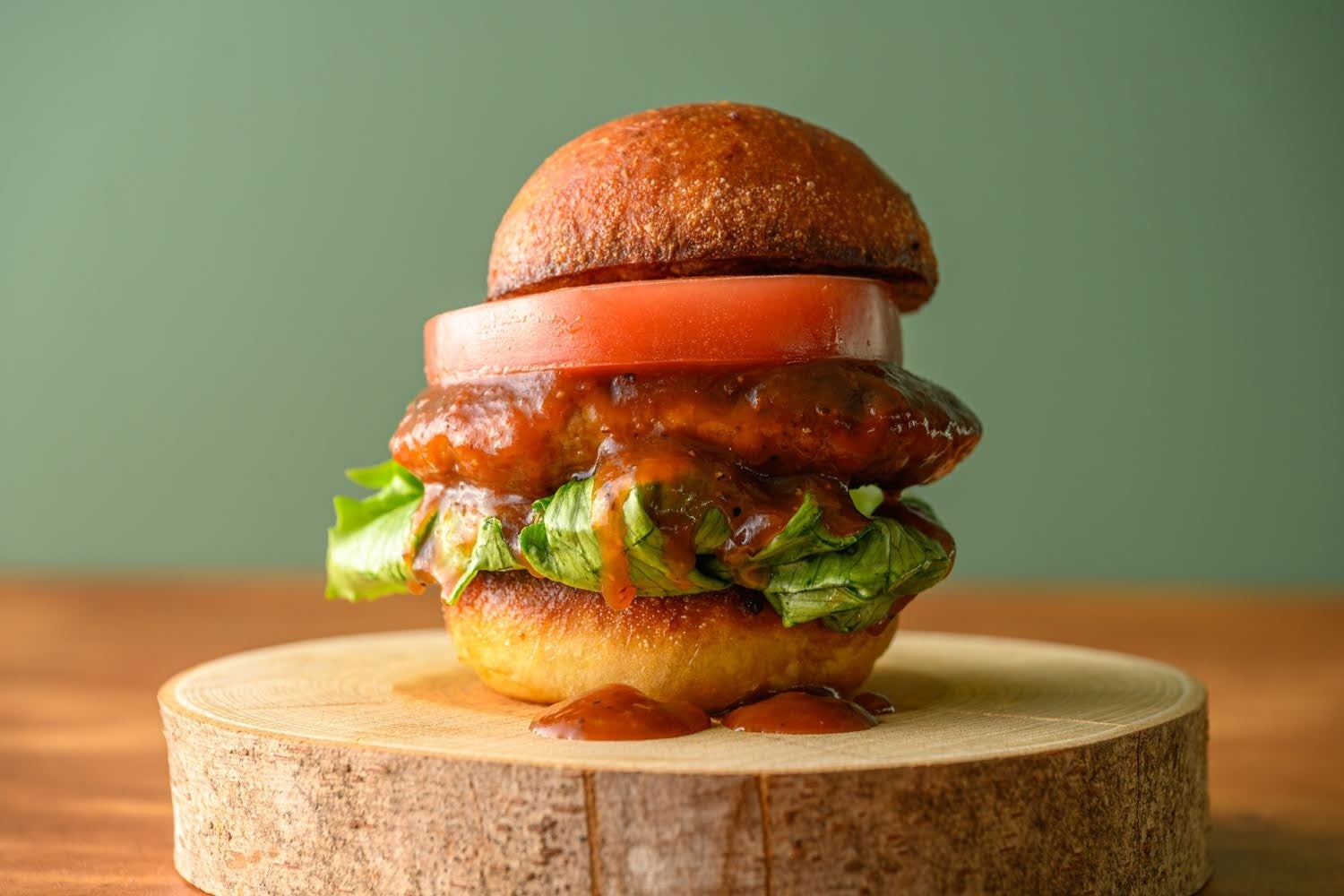 1日50食限定！21世紀の至福の贅沢バーガー3種が登場！太陽の日差しが