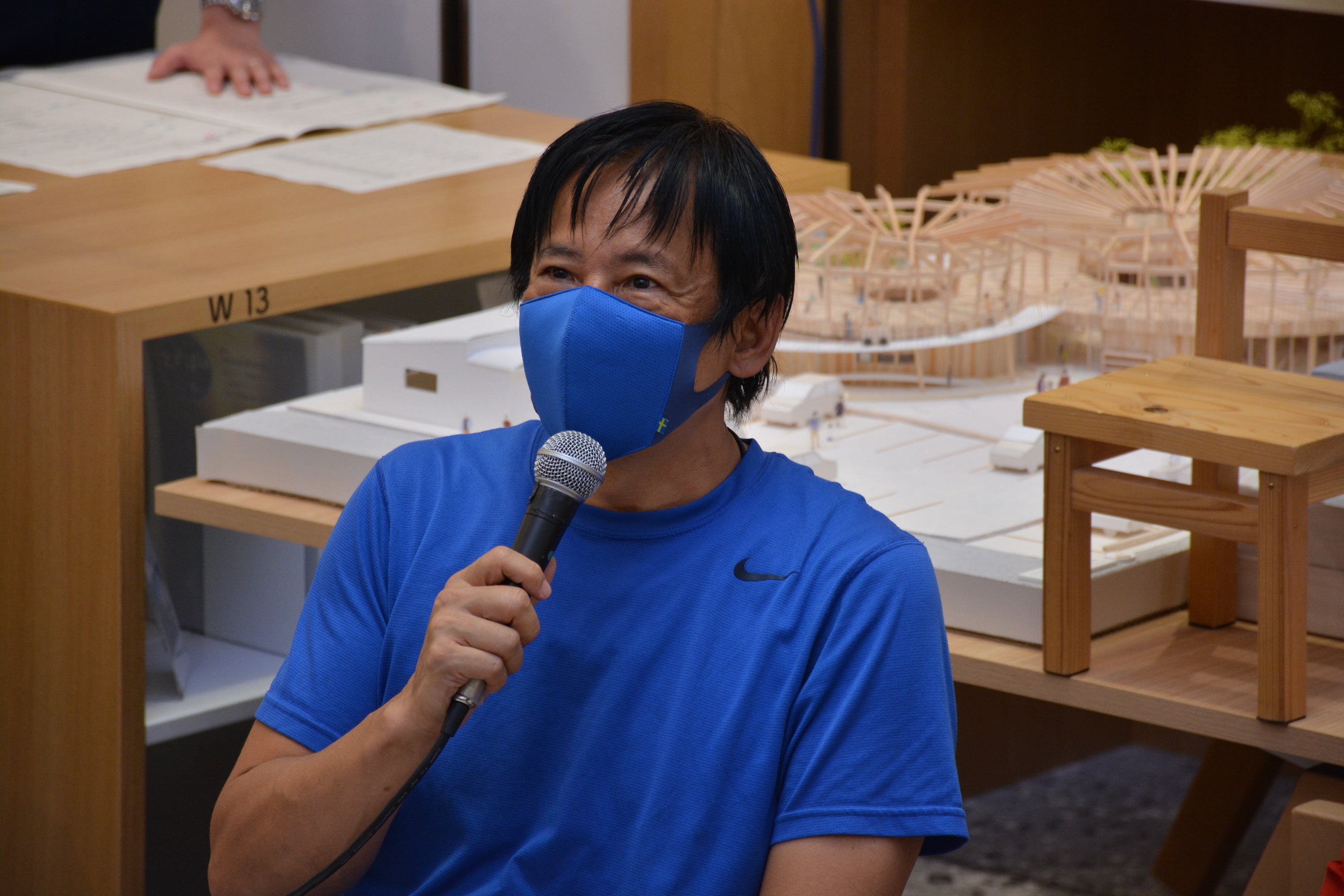 審査委員長を務めた手塚貴晴氏