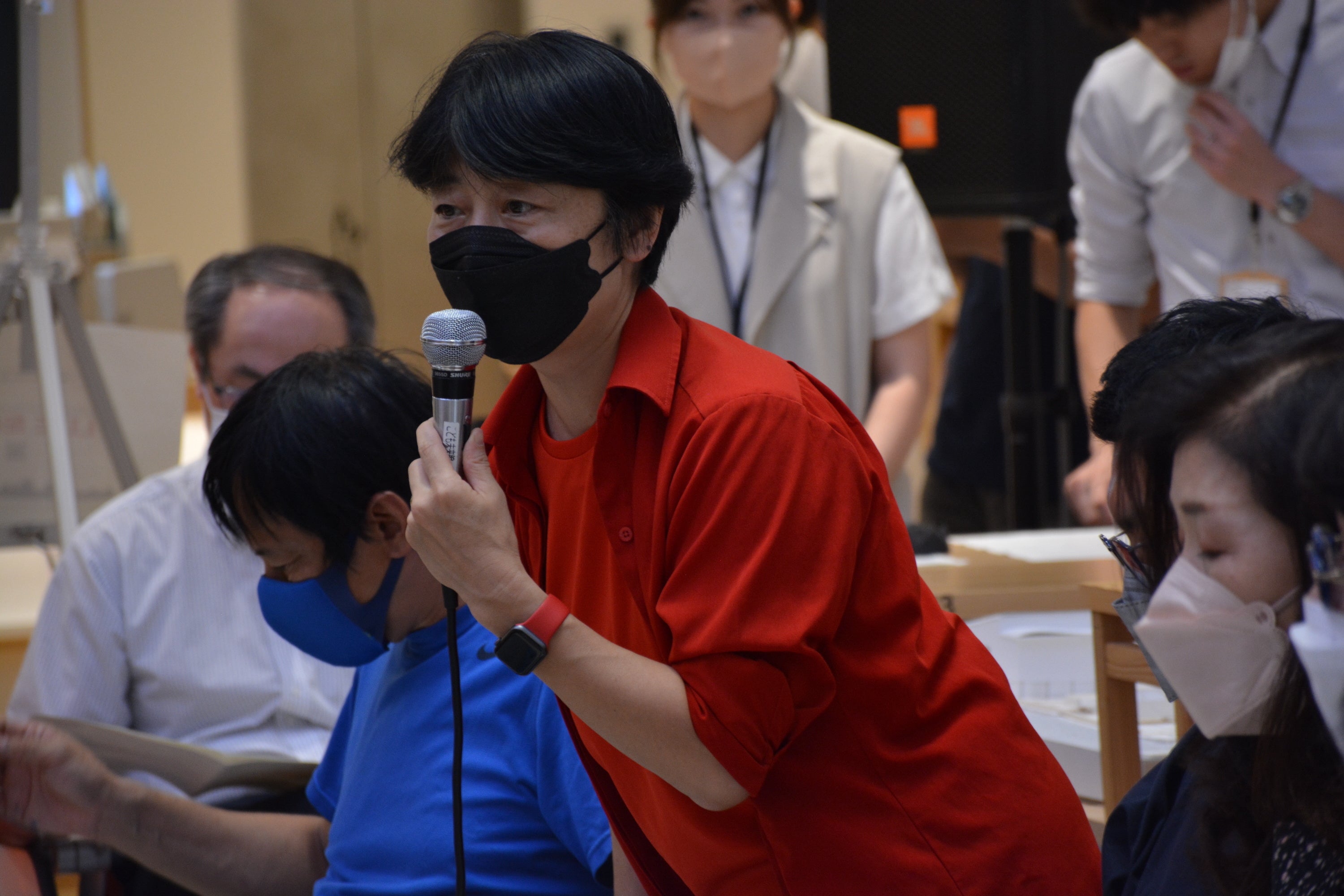 審査員の手塚由比氏