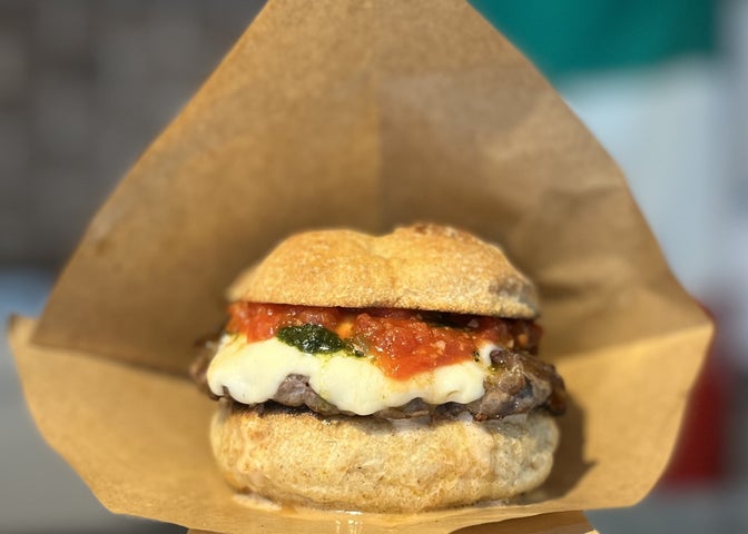 日本最大級!とよはしハンバーガーフェス2024が5年ぶりに復活!20店舗の味を堪能 日本最大級!とよはしハンバーガーフェス2024が5年ぶりに復活!20店舗の味を堪能