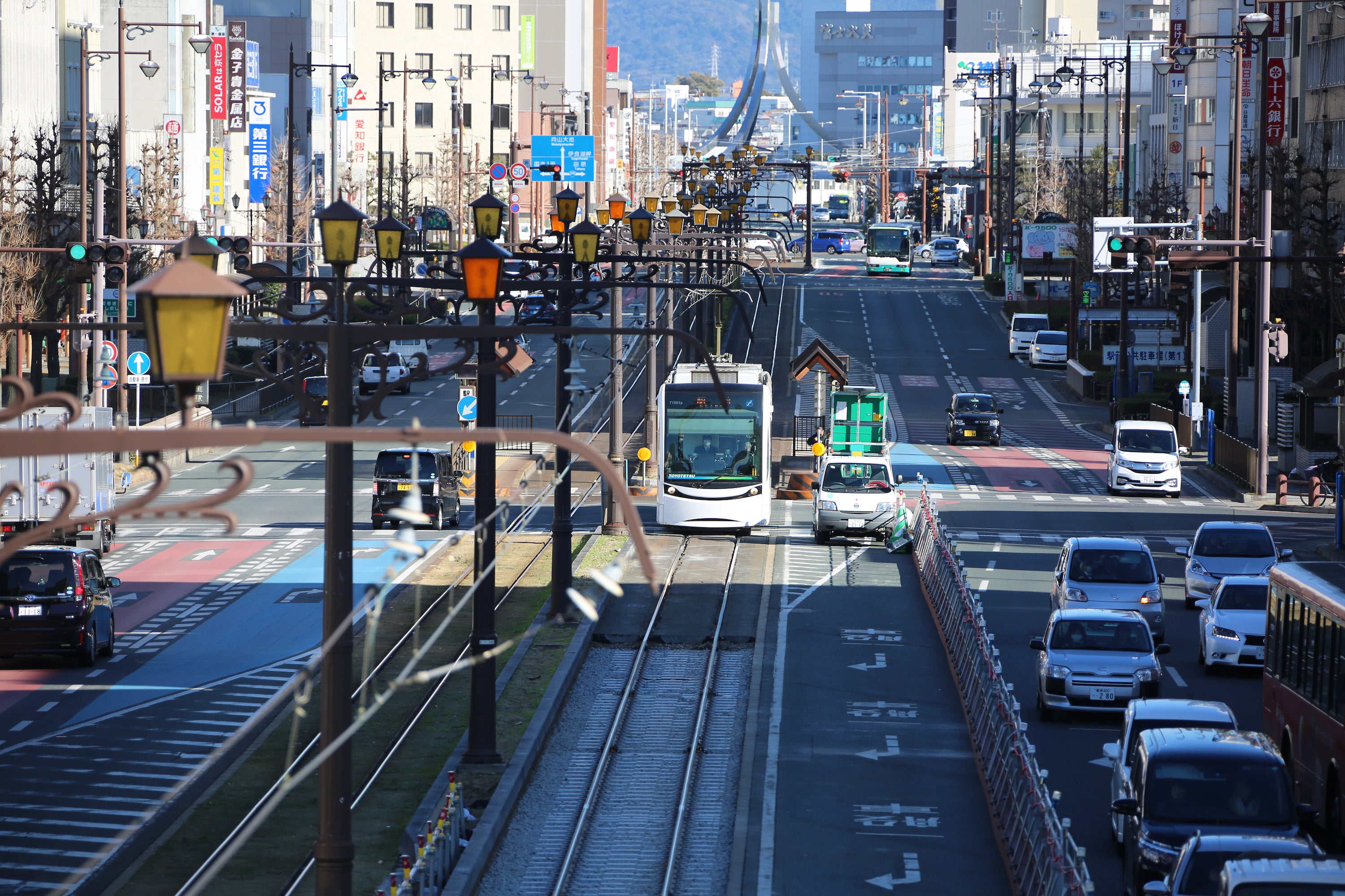 まちなかを走る市電