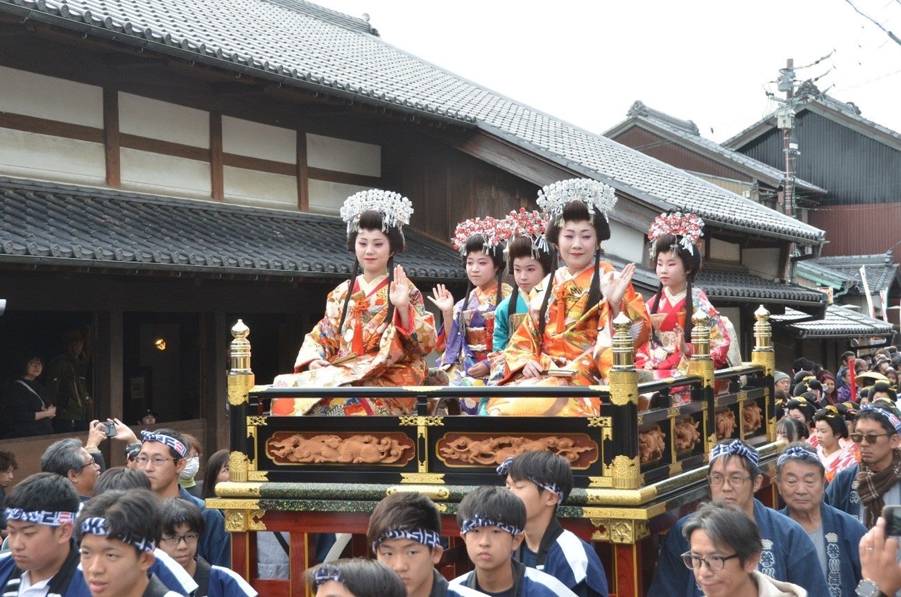 本陣が残る愛知県豊橋市の旧東海道二川宿で大名行列が繰り広げられました！