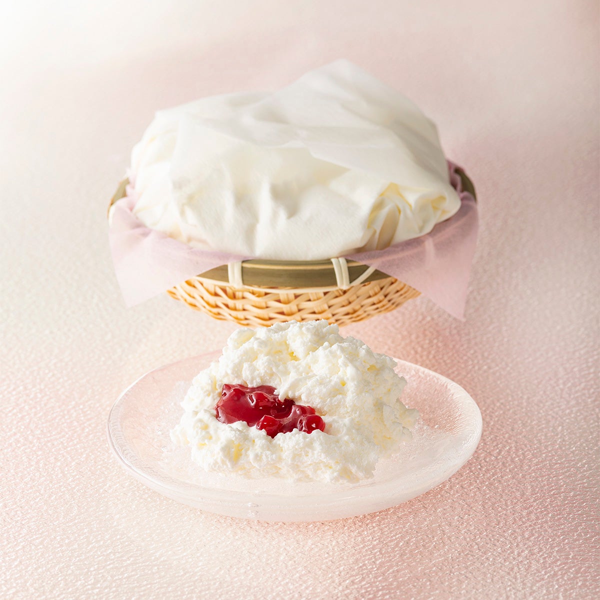 累計500万個のロングセラーチーズケーキ 白らら がホテル椿山荘東京と再びコラボ ふわふわの雲海をめしあがれ 株式会社グレープストーンのプレスリリース 累計500万個のロングセラーチーズケーキ 白らら がホテル椿山荘東京と再びコラボ ふわふわの雲海をめしあがれ 株式会社グレープストーンのプレスリリース